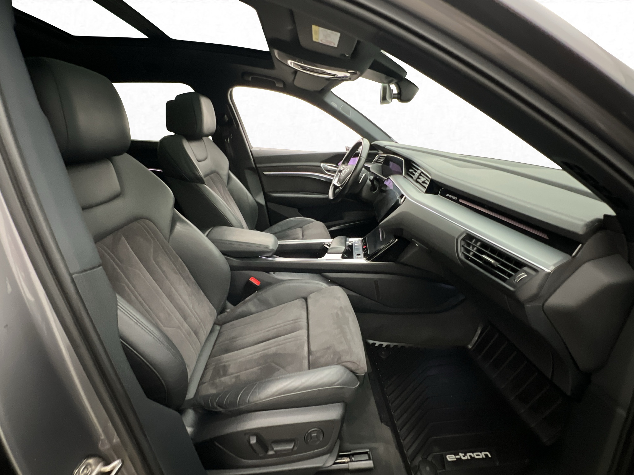 Audi e-tron 55 quattro, 408ps, 2019