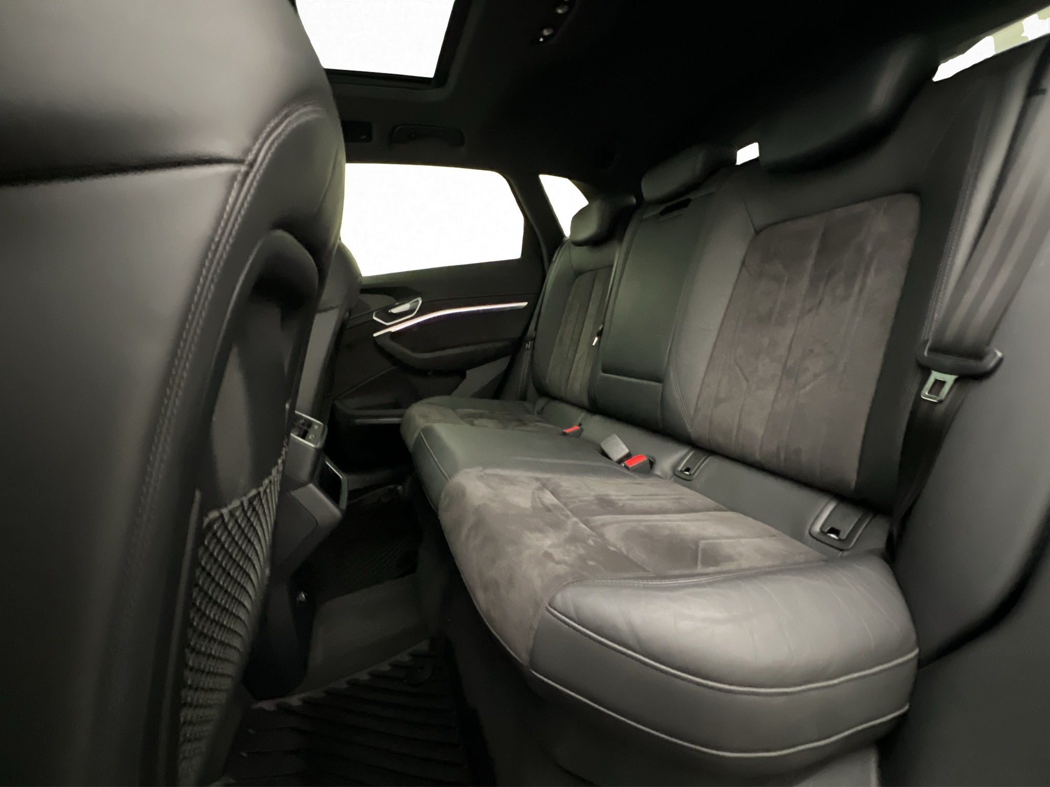 Audi e-tron 55 quattro, 408ps, 2019