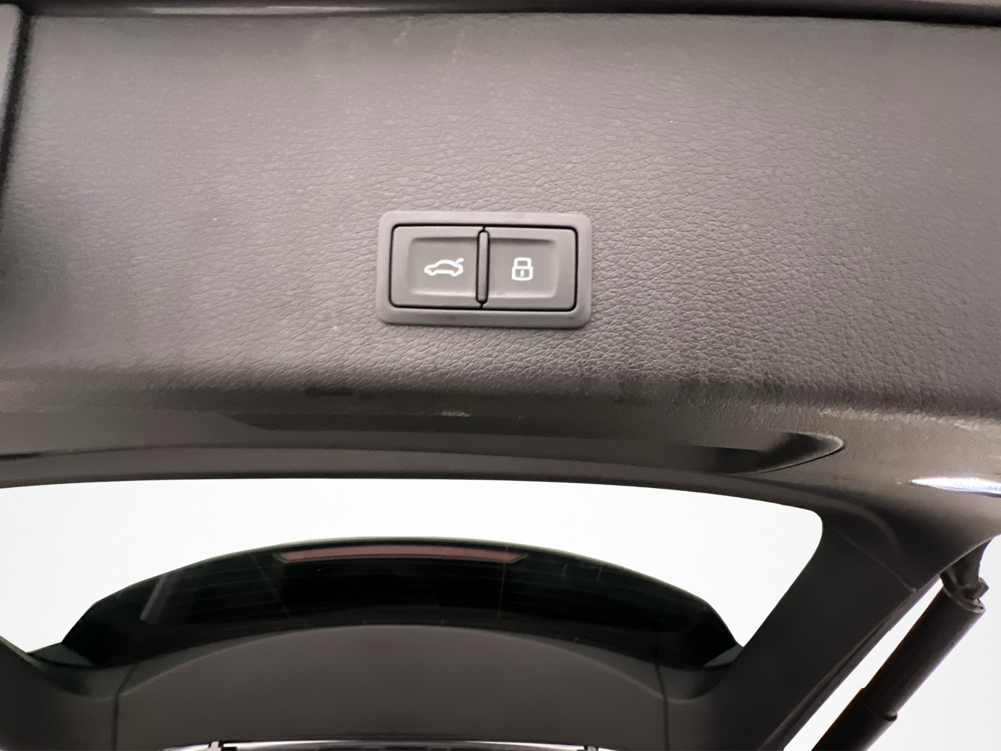 Audi e-tron 55 quattro, 408ps, 2019
