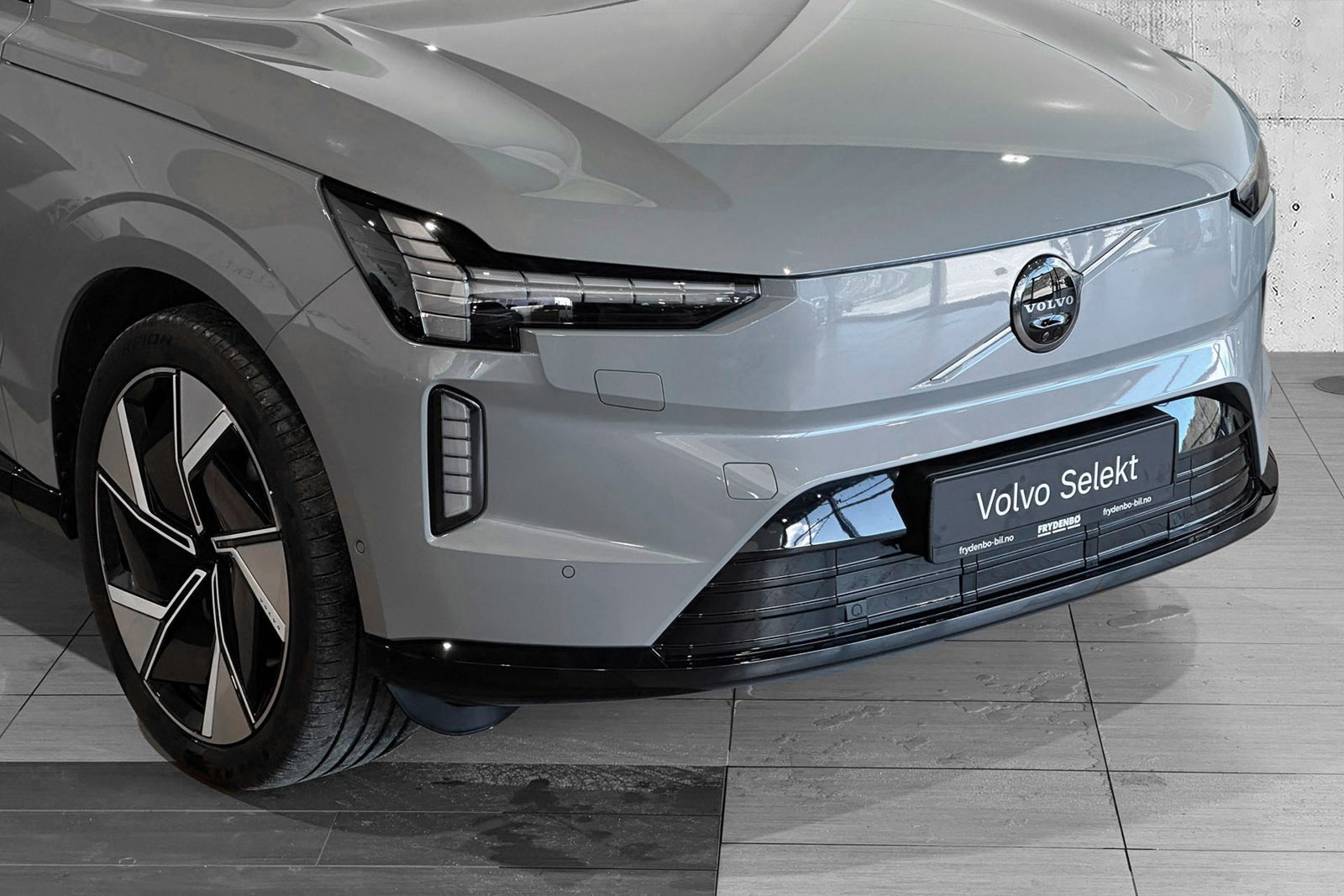 Volvo EX90 Twin Motor Performance 7-seater, 517ps, 2025