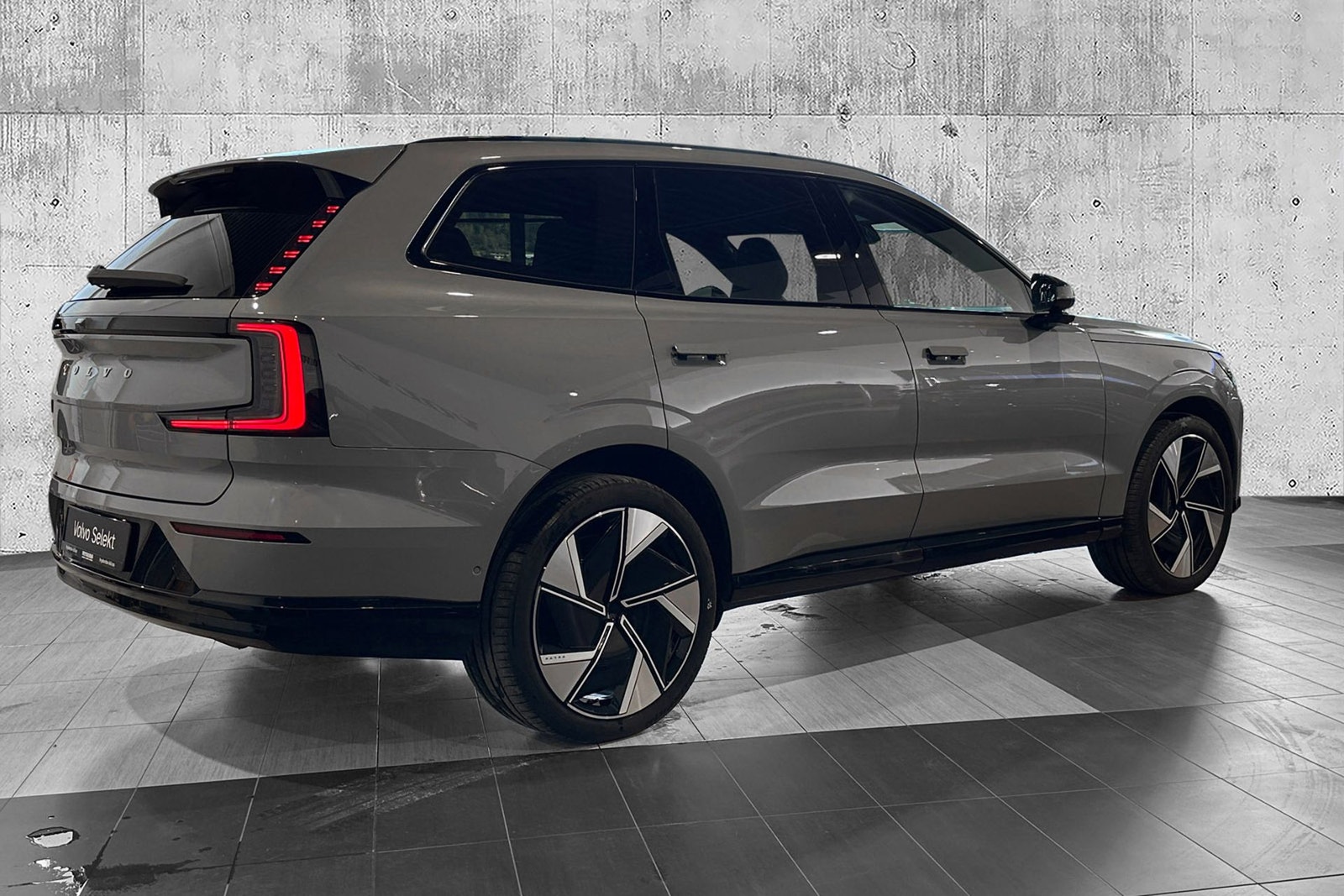 Volvo EX90 Twin Motor Performance 7-seater, 517ps, 2025