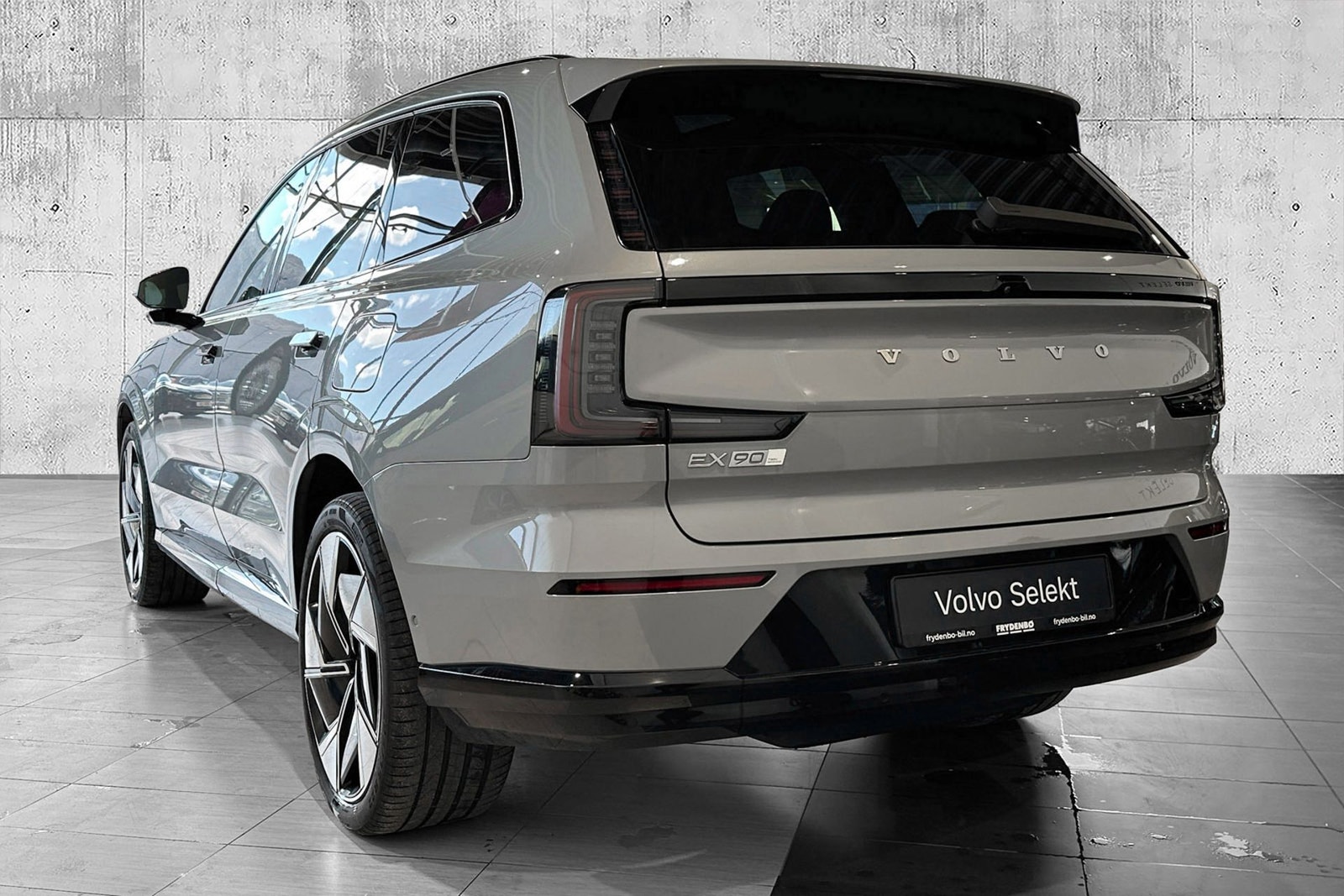 Volvo EX90 Twin Motor Performance 7-seater, 517ps, 2025