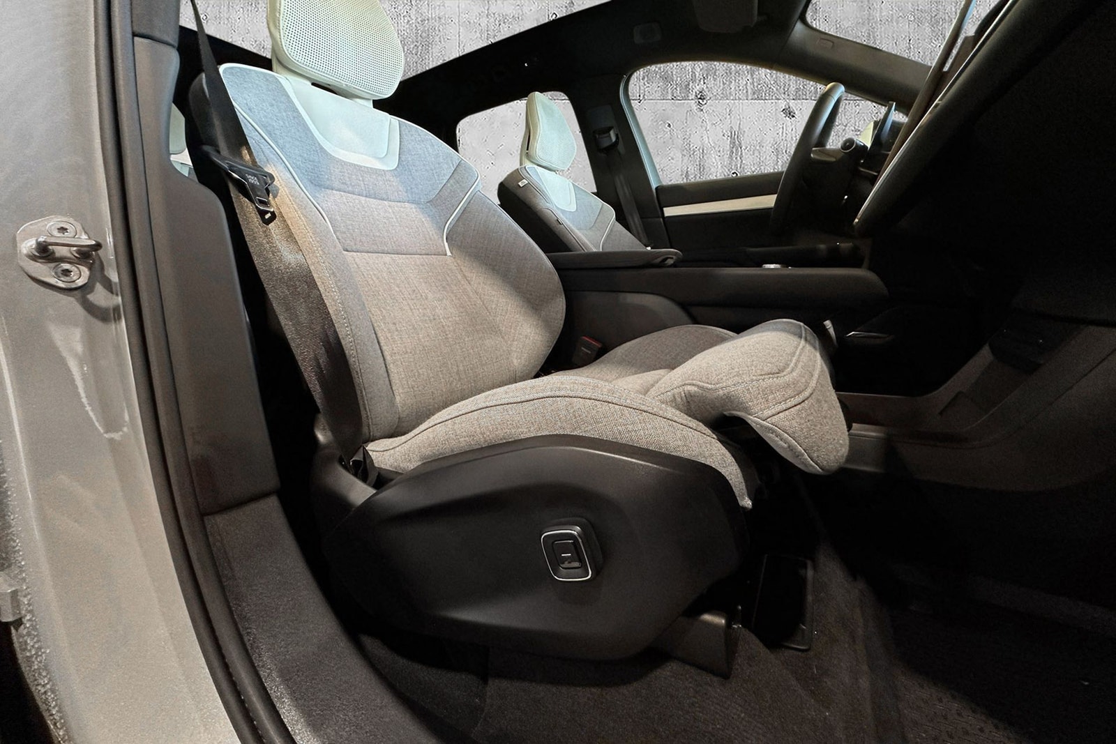 Volvo EX90 Twin Motor Performance 7-seater, 517ps, 2025