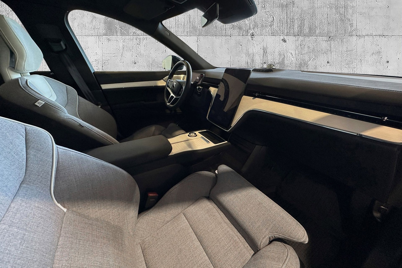 Volvo EX90 Twin Motor Performance 7-seater, 517ps, 2025