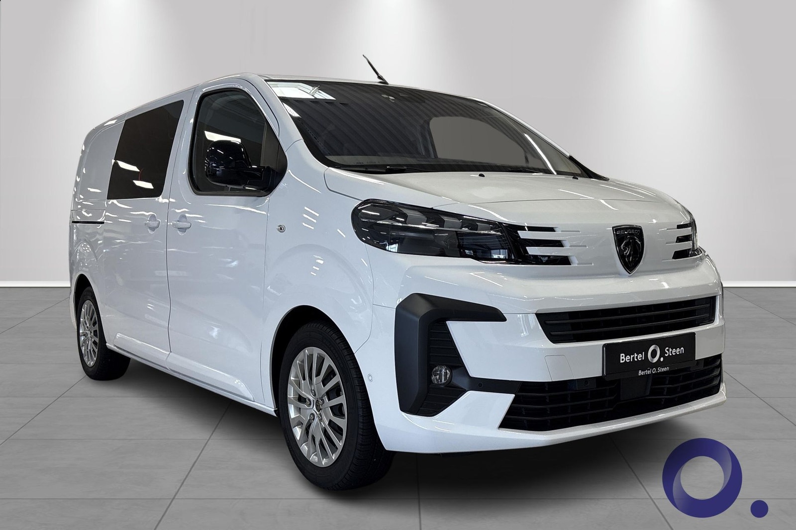 Peugeot e-Expert 75, 136ps, 2024