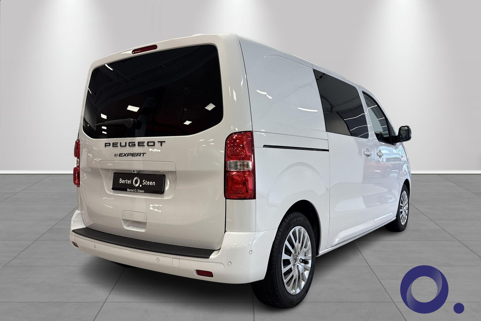 Peugeot e-Expert 75, 136ps, 2024