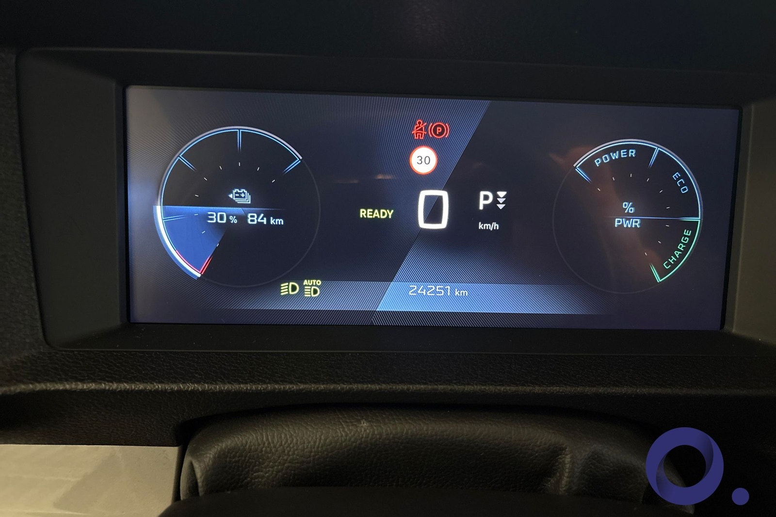 Peugeot e-Expert 75, 136ps, 2024
