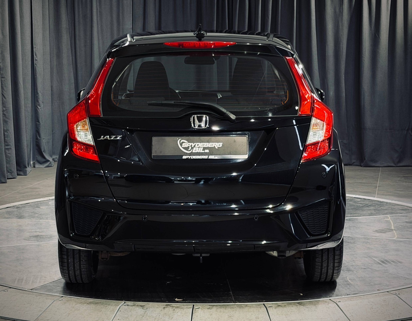 Honda Jazz 1.3 i-VTEC CVT, 102ps, 2016