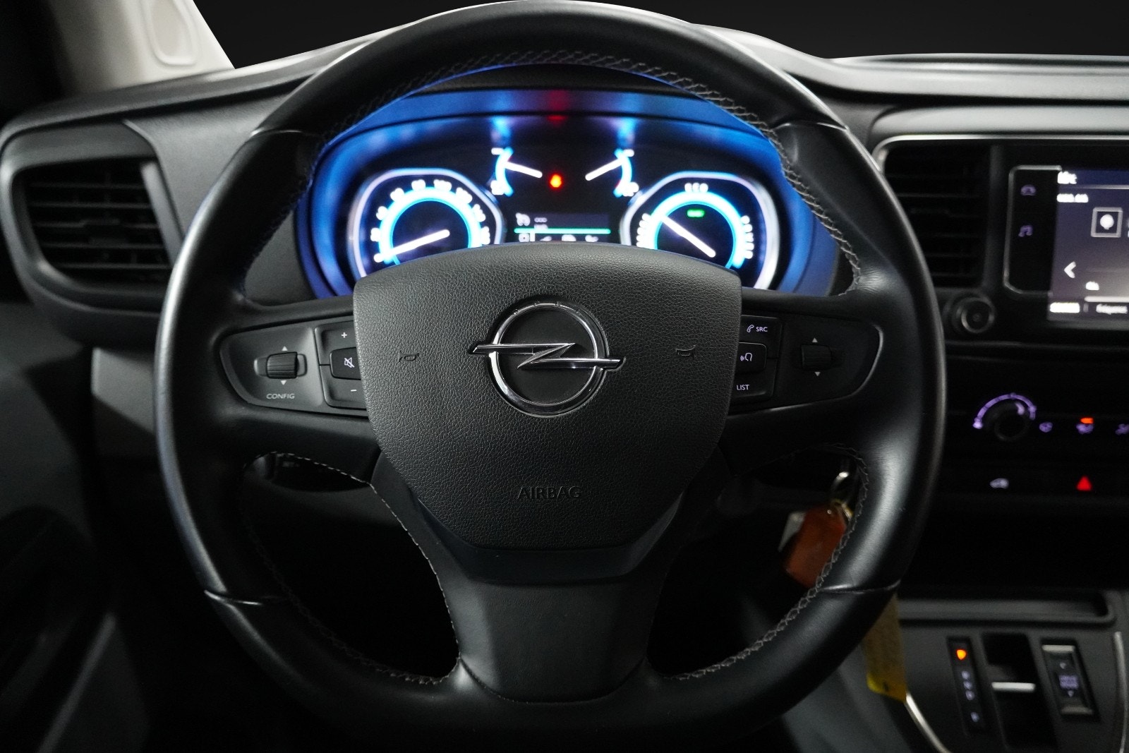 Opel Vivaro-e Panel Van, 136hp, 2022