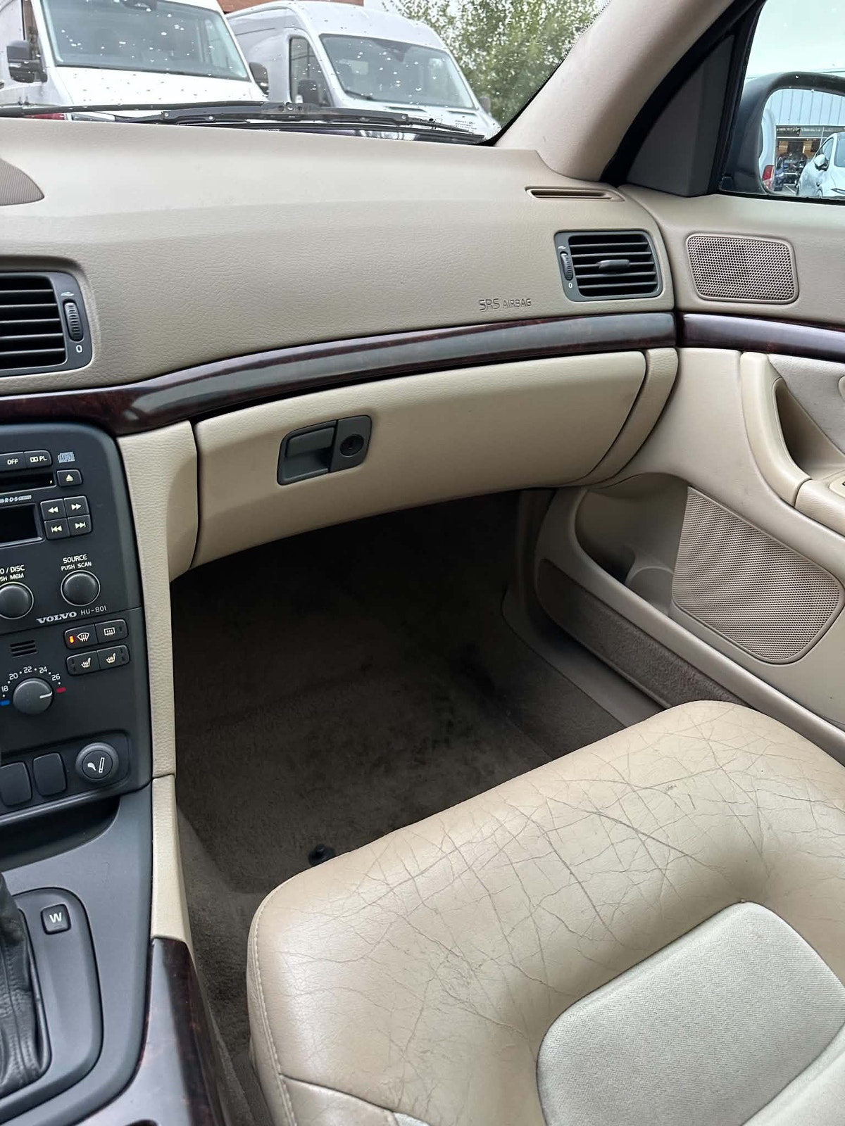 Volvo S80 2.0T Automatic, 180hp, 2000