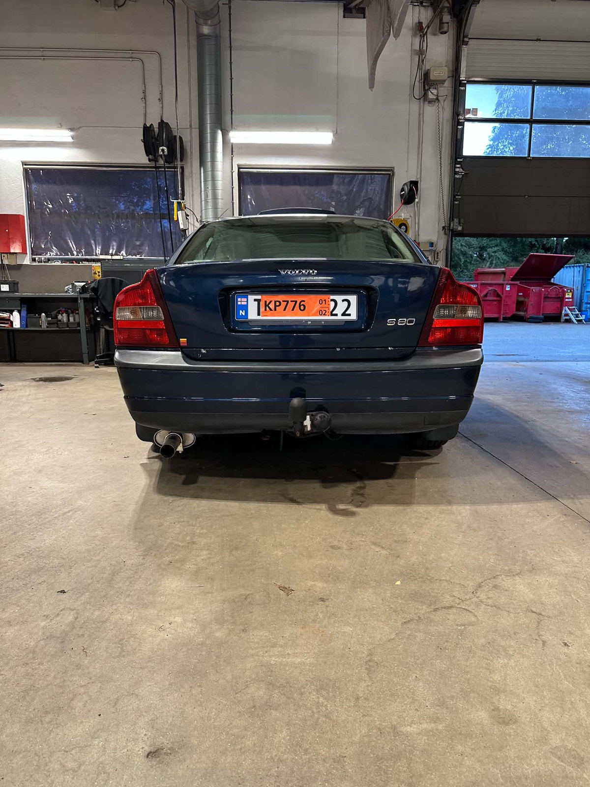 Volvo S80 2.0T Automatic, 180hp, 2000