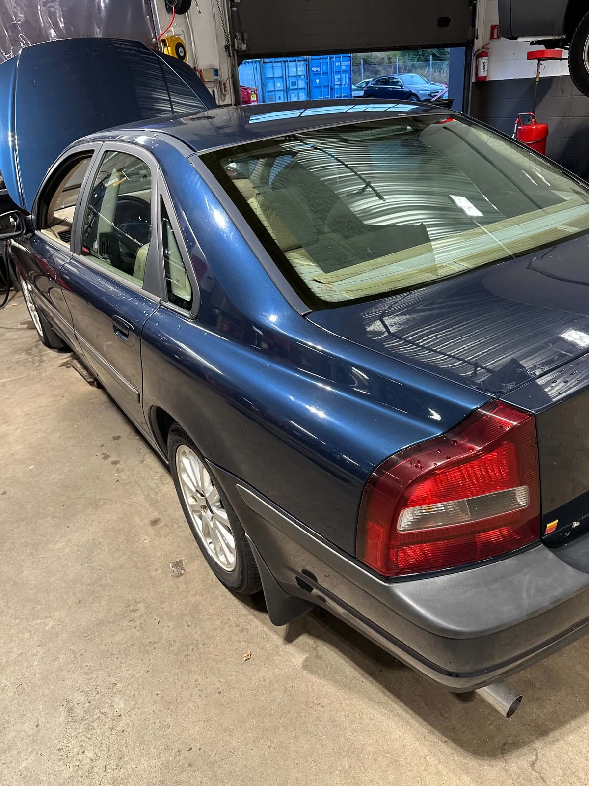 Volvo S80 2.0T Automatic, 180hp, 2000