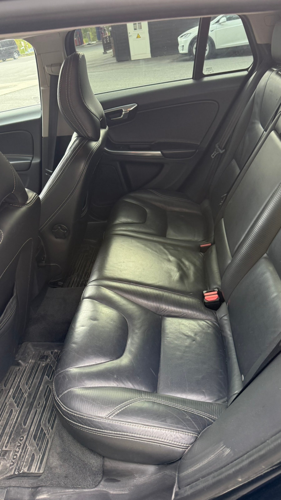 Volvo V60 D2 Powershift 6, 6-trins, 115ps, 2013