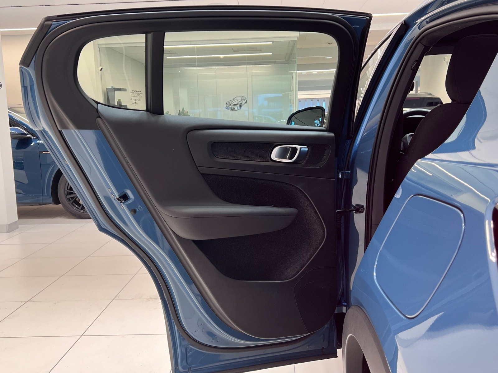 Volvo C40 Recharge Twin, 408ps, 2023