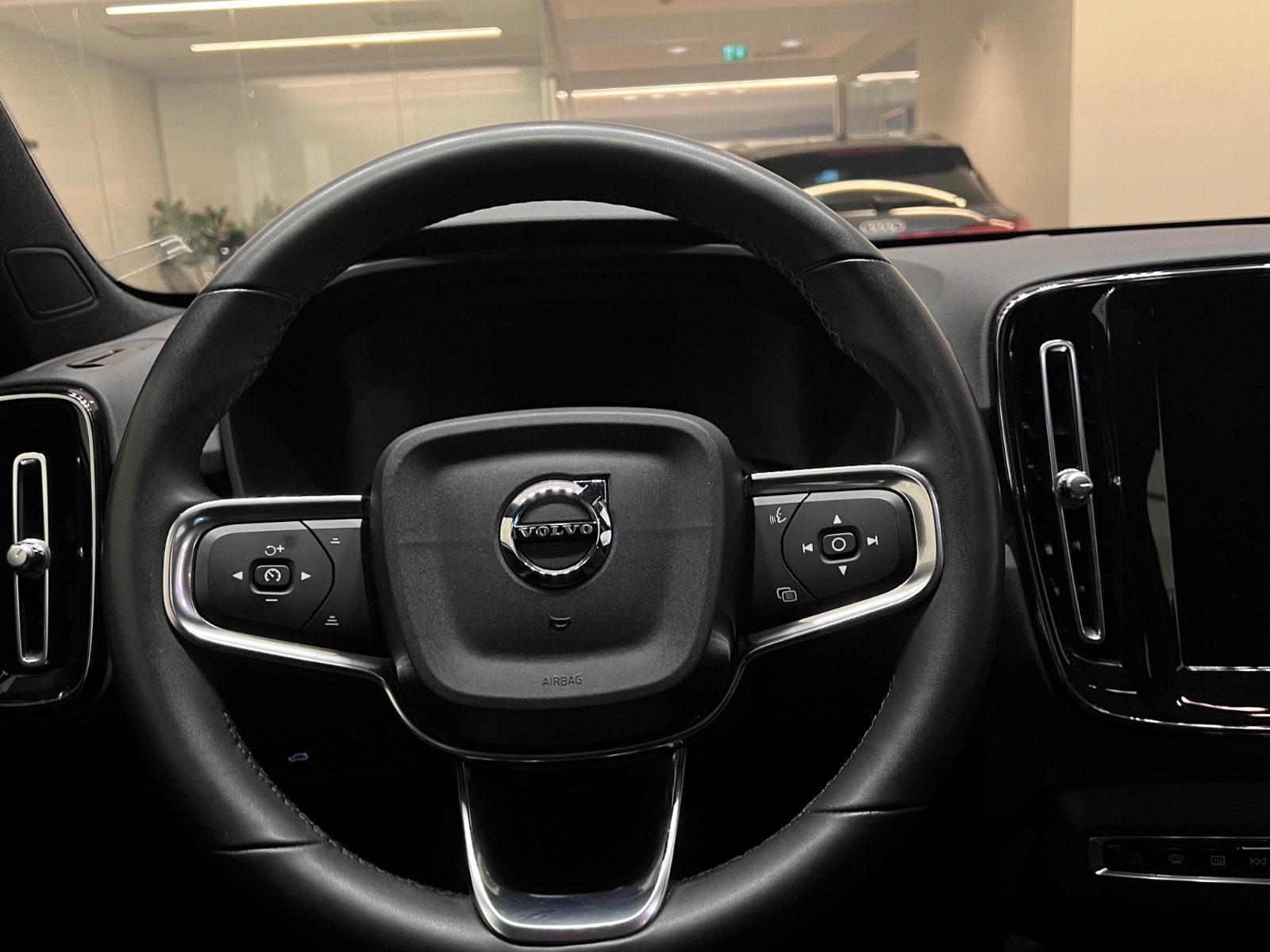 Volvo C40 Recharge Twin, 408ps, 2023