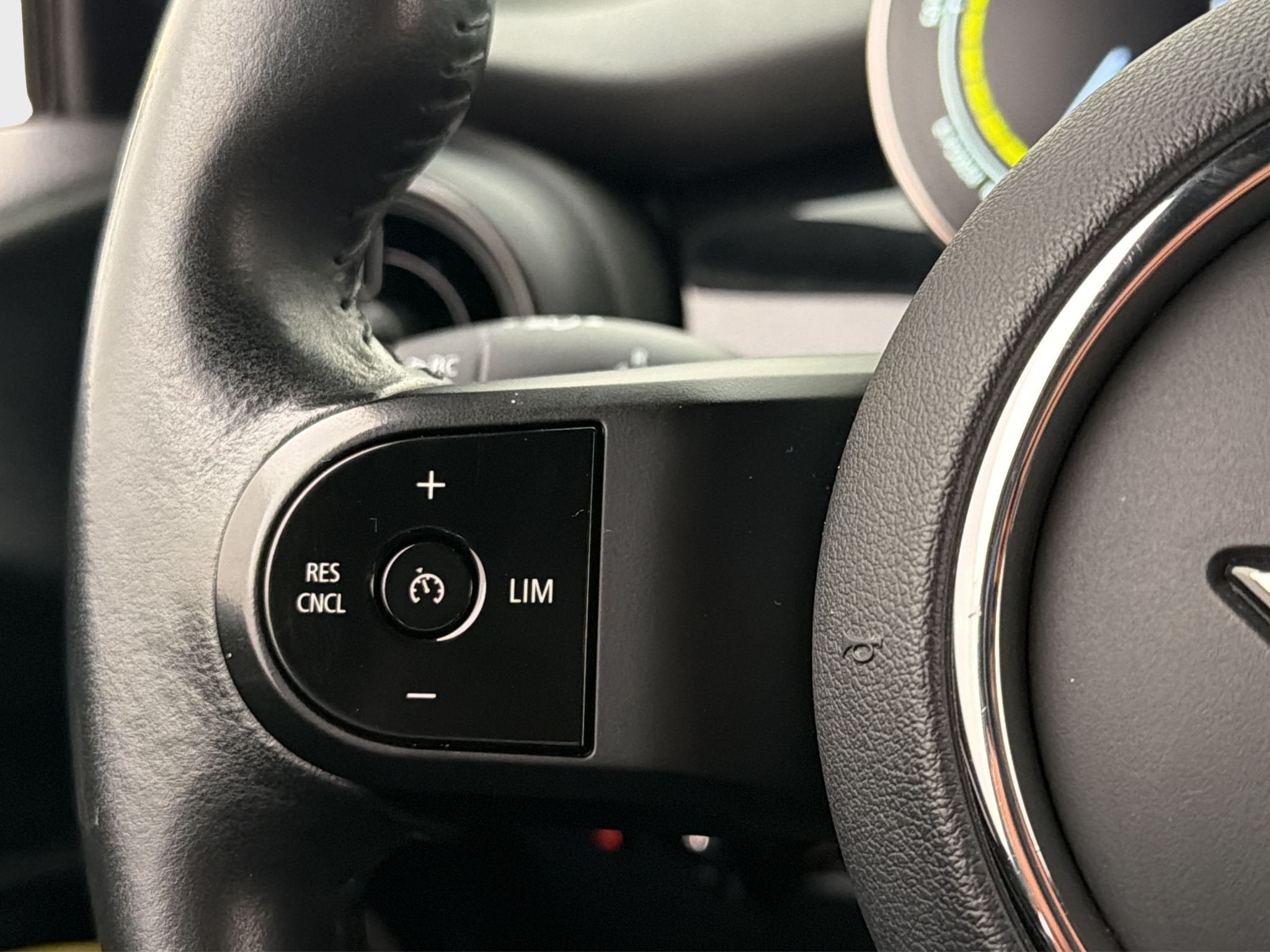 MINI Cooper SE, 184ps, 2023