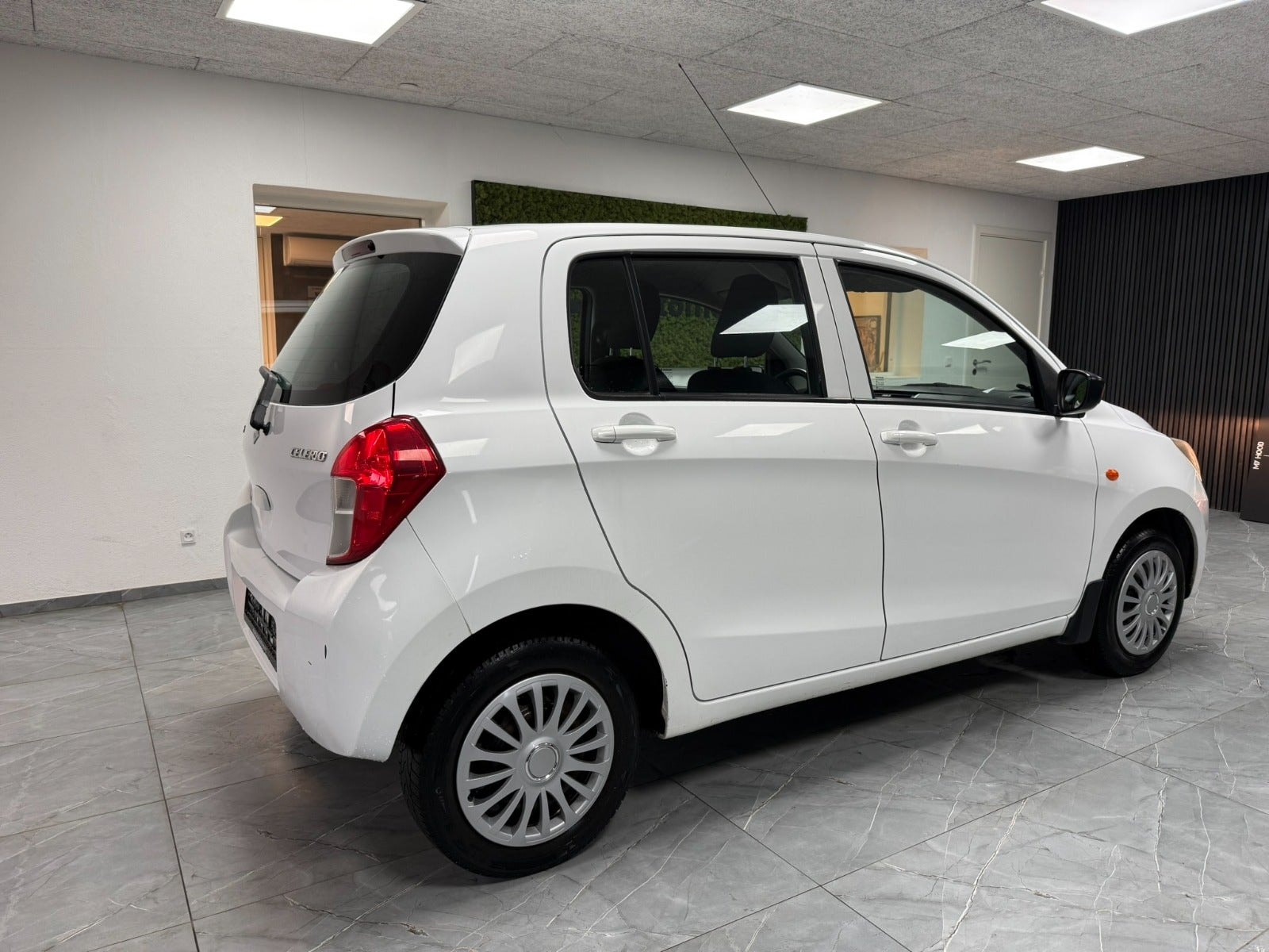 Suzuki Celerio 1.0 DOHC 12V VVT AGS, 5-trinn, 68hk, 2015