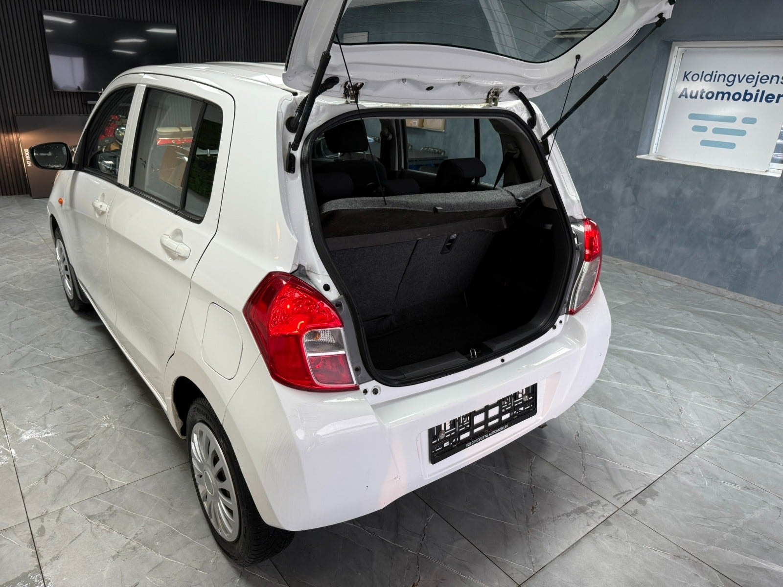 Suzuki Celerio 1.0 DOHC 12V VVT AGS, 5-trinn, 68hk, 2015
