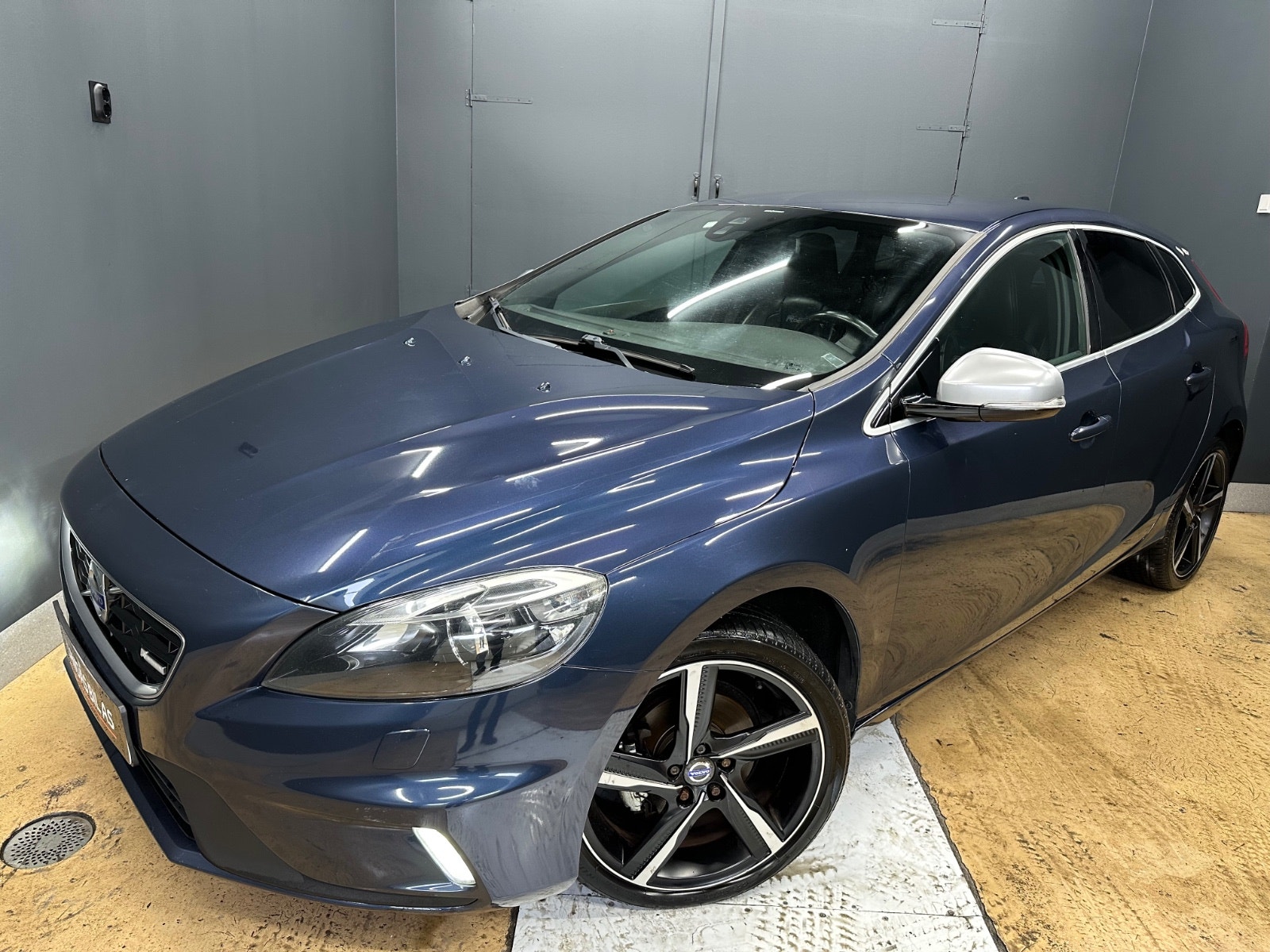Volvo V40 D2 Manual, 6-trins, 115ps, 2013