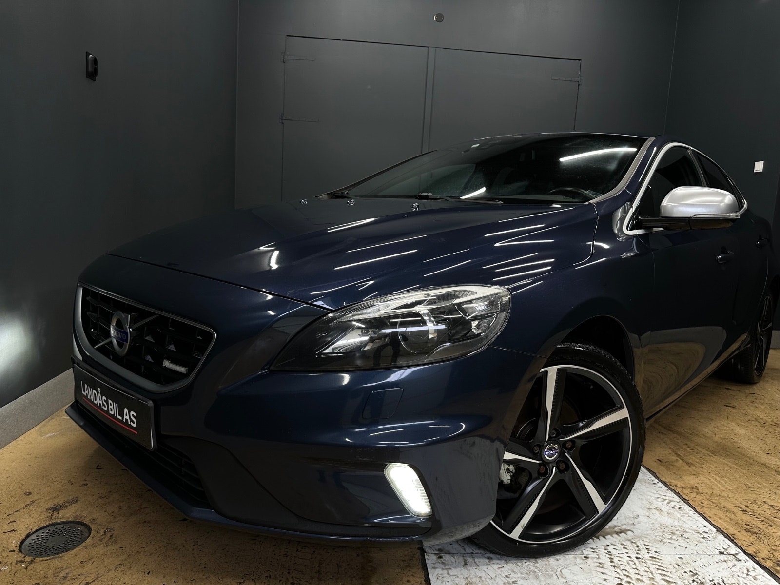 Volvo V40 D2 Manual, 6-trins, 115ps, 2013