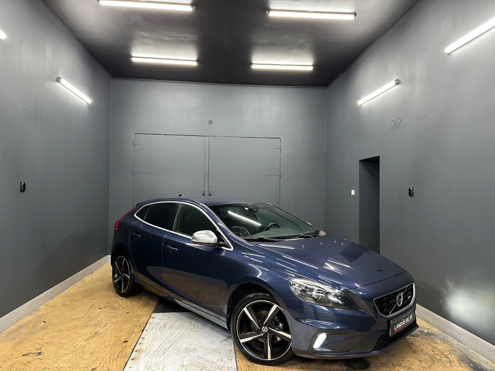 Volvo V40 D2 Manual, 6-trins, 115ps, 2013
