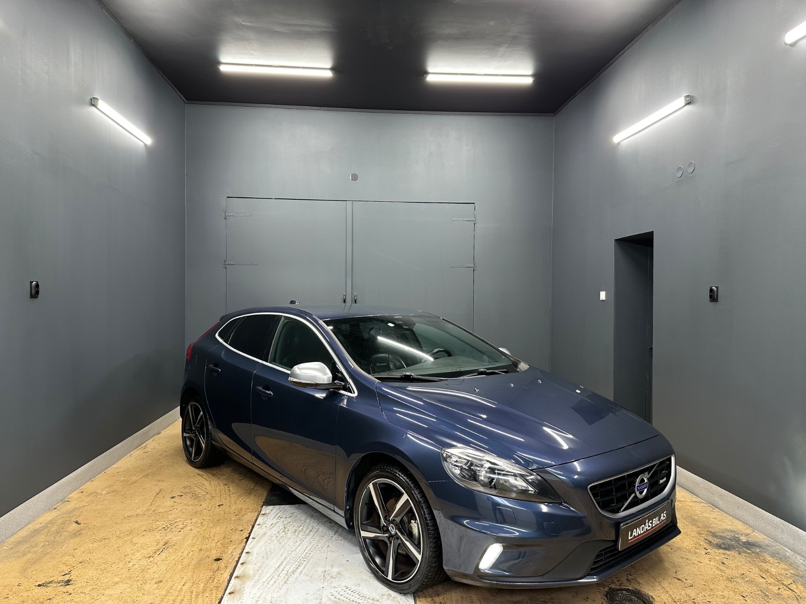 Volvo V40 D2 Manual, 6-trins, 115ps, 2013