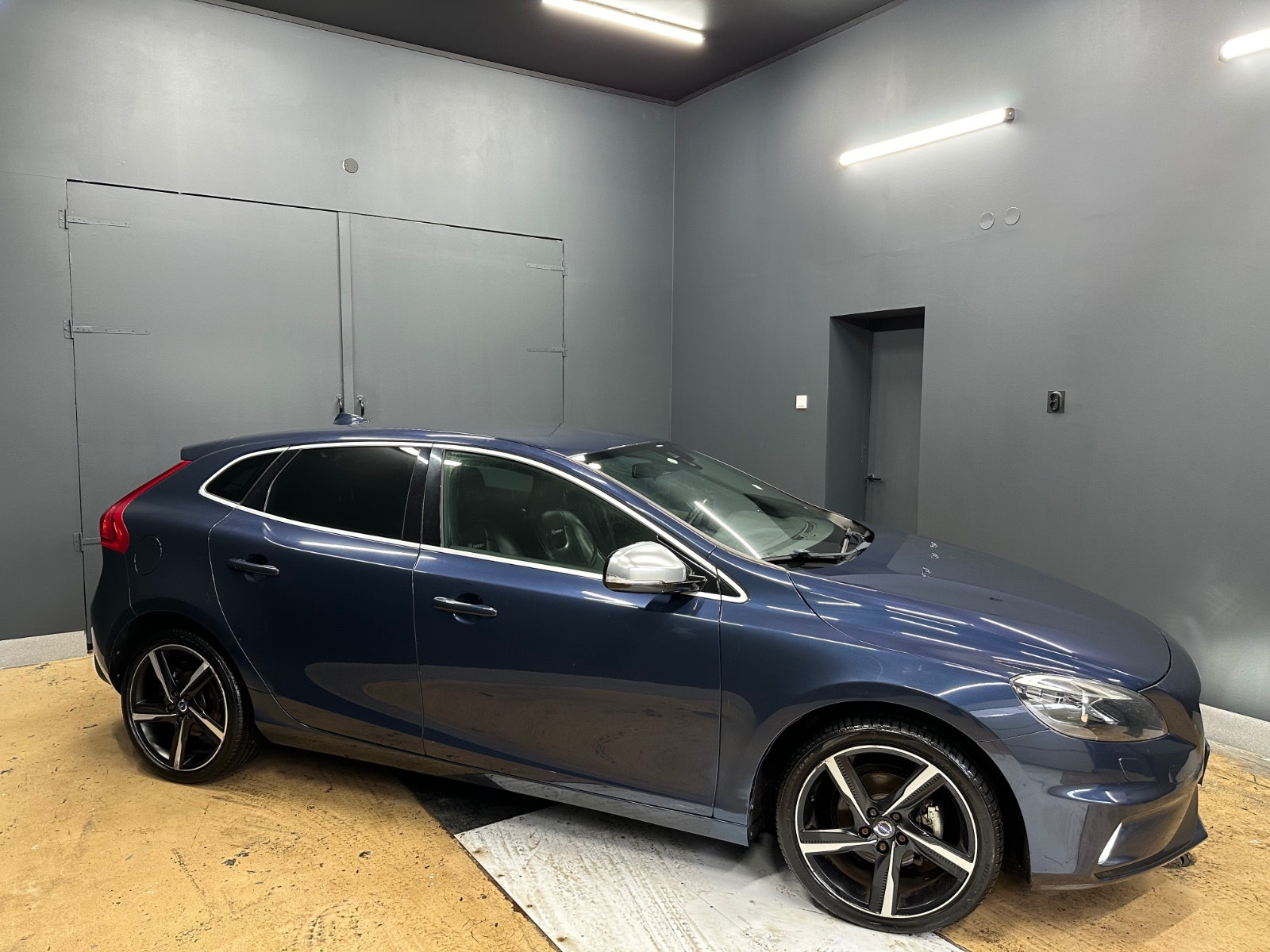 Volvo V40 D2 Manual, 6-trins, 115ps, 2013