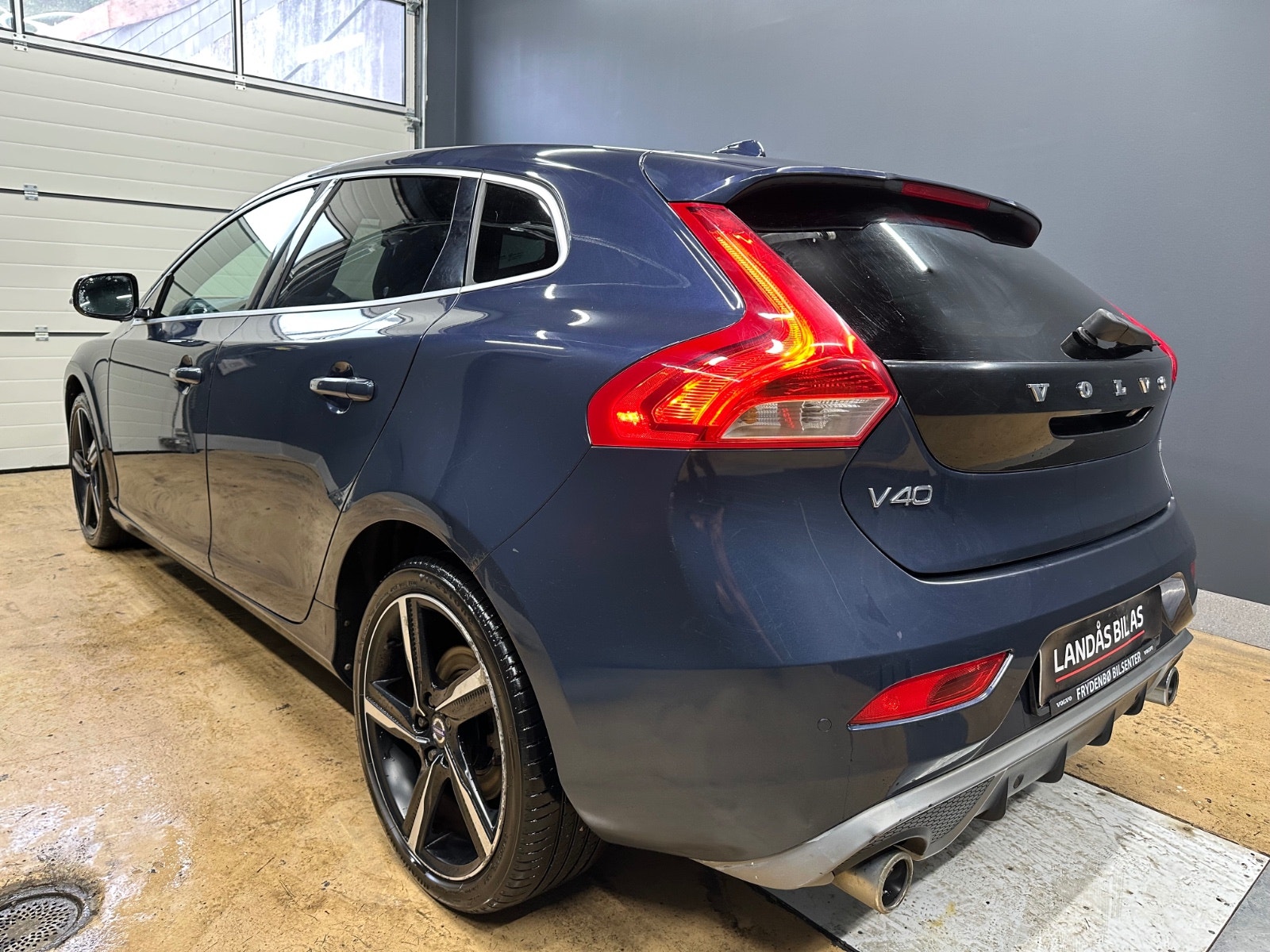 Volvo V40 D2 Manual, 6-trins, 115ps, 2013