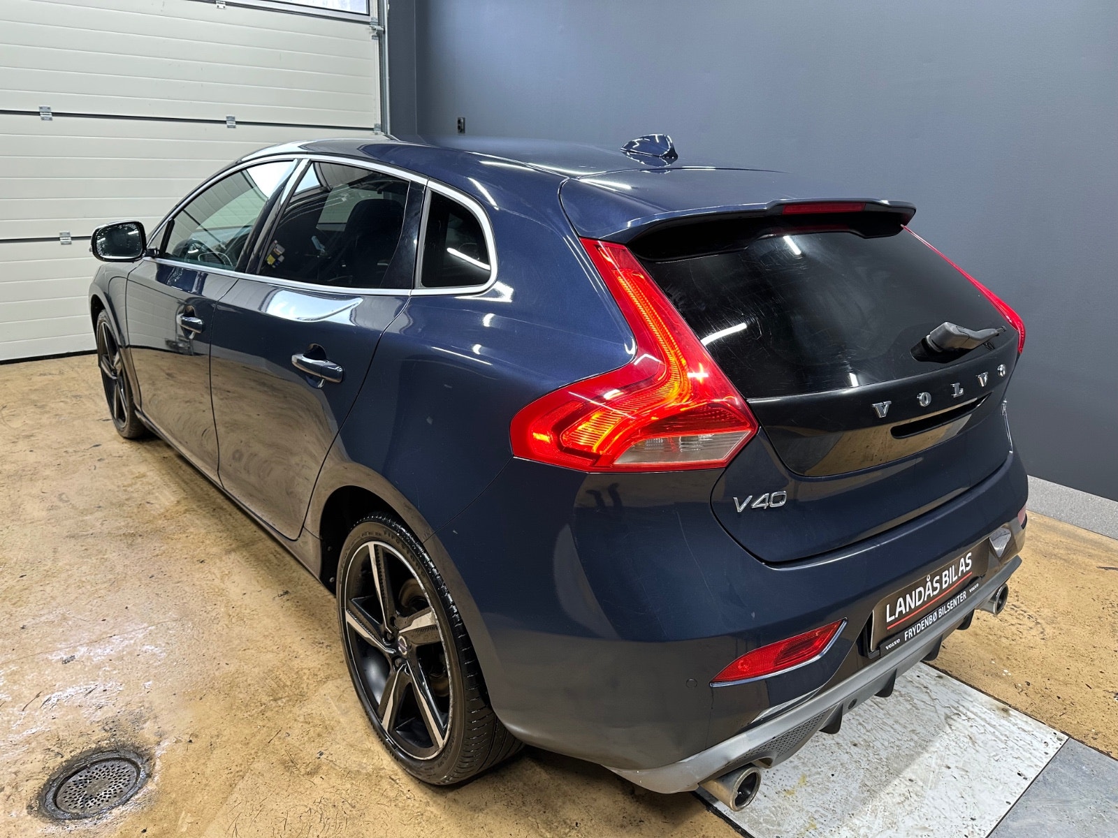 Volvo V40 D2 Manual, 6-trins, 115ps, 2013