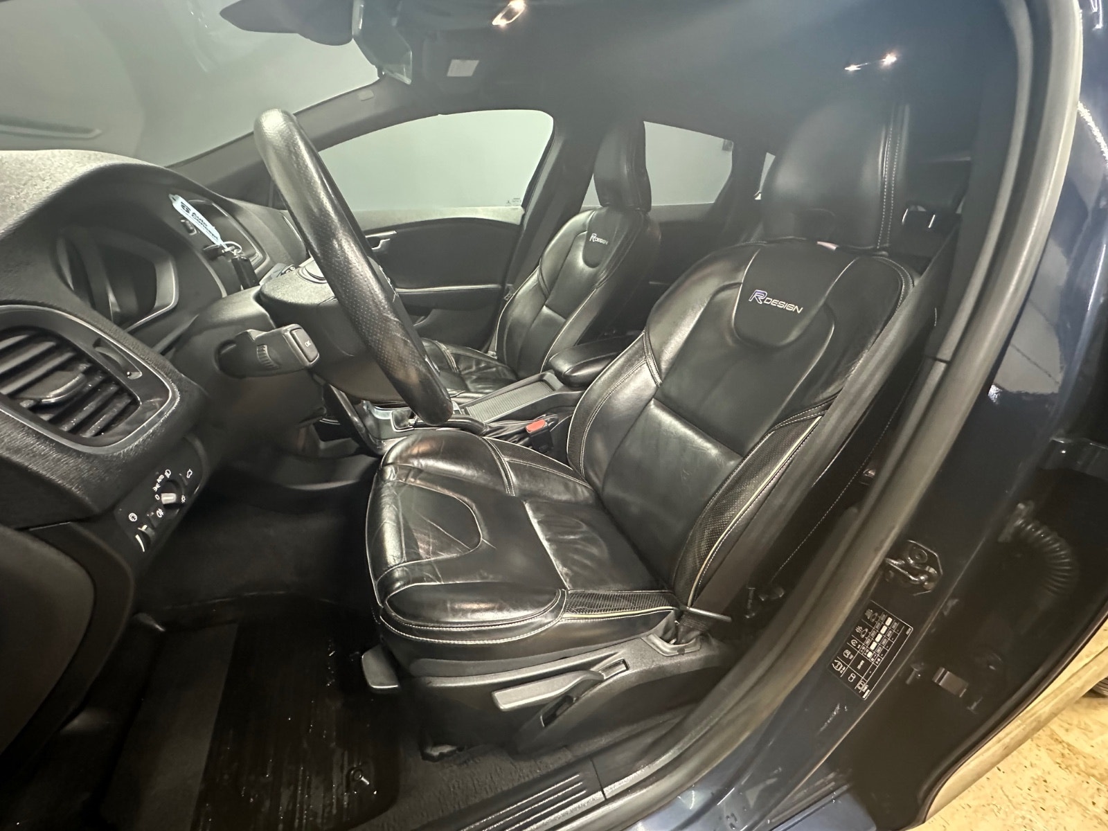 Volvo V40 D2 Manual, 6-trins, 115ps, 2013