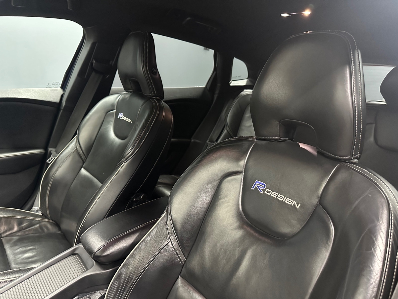 Volvo V40 D2 Manual, 6-trins, 115ps, 2013