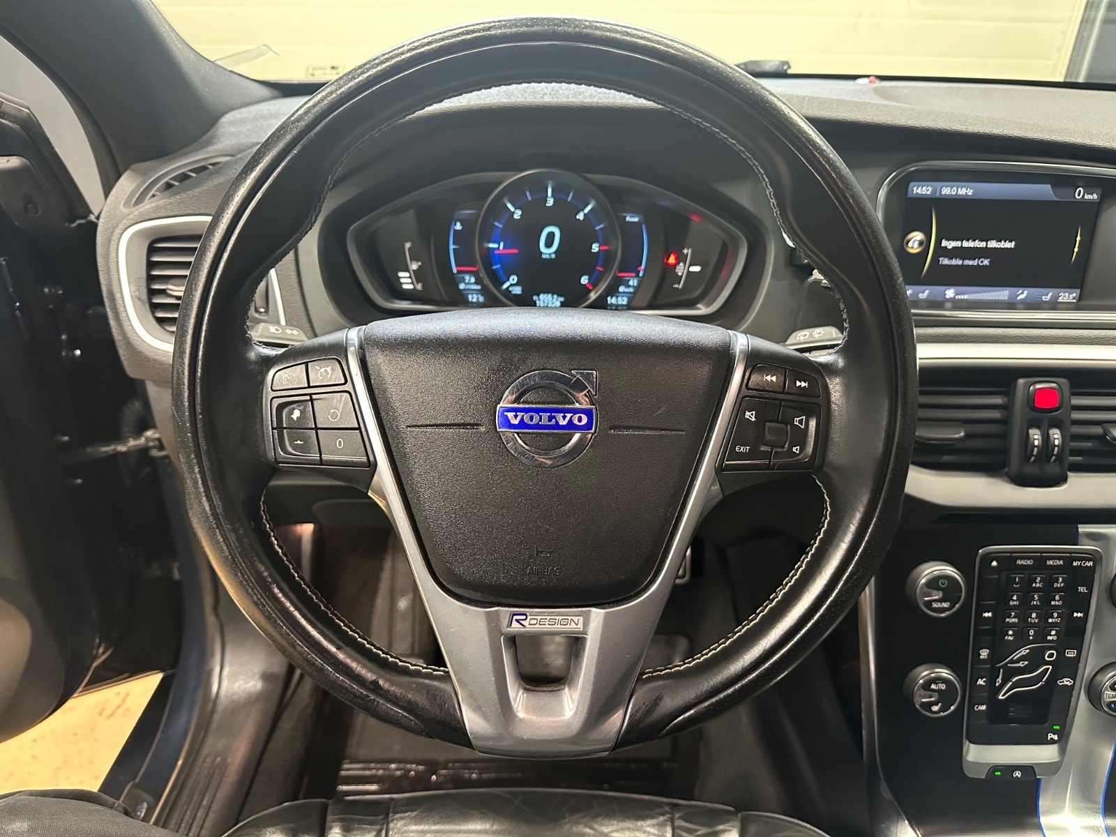 Volvo V40 D2 Manual, 6-trins, 115ps, 2013