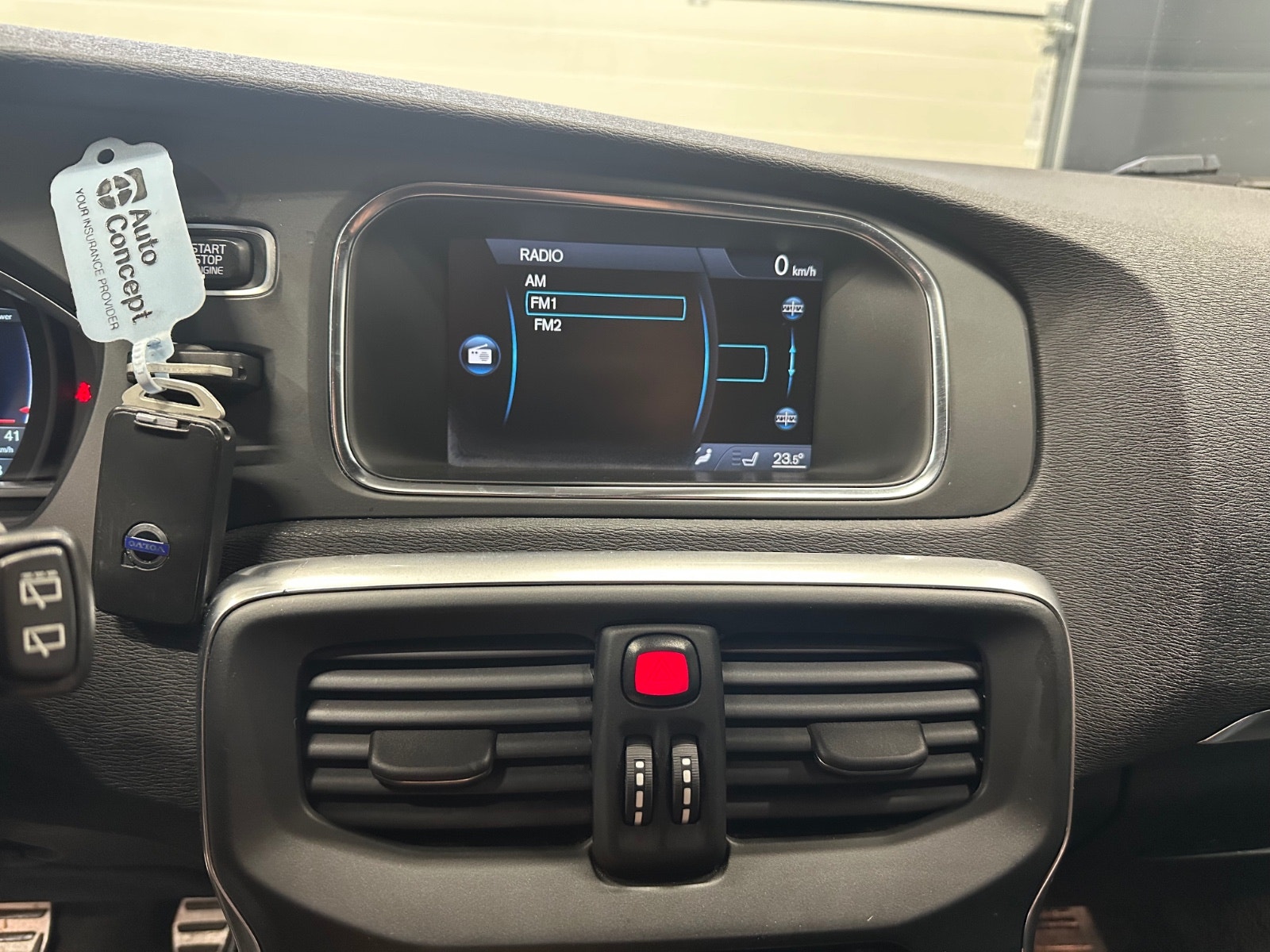 Volvo V40 D2 Manual, 6-trins, 115ps, 2013