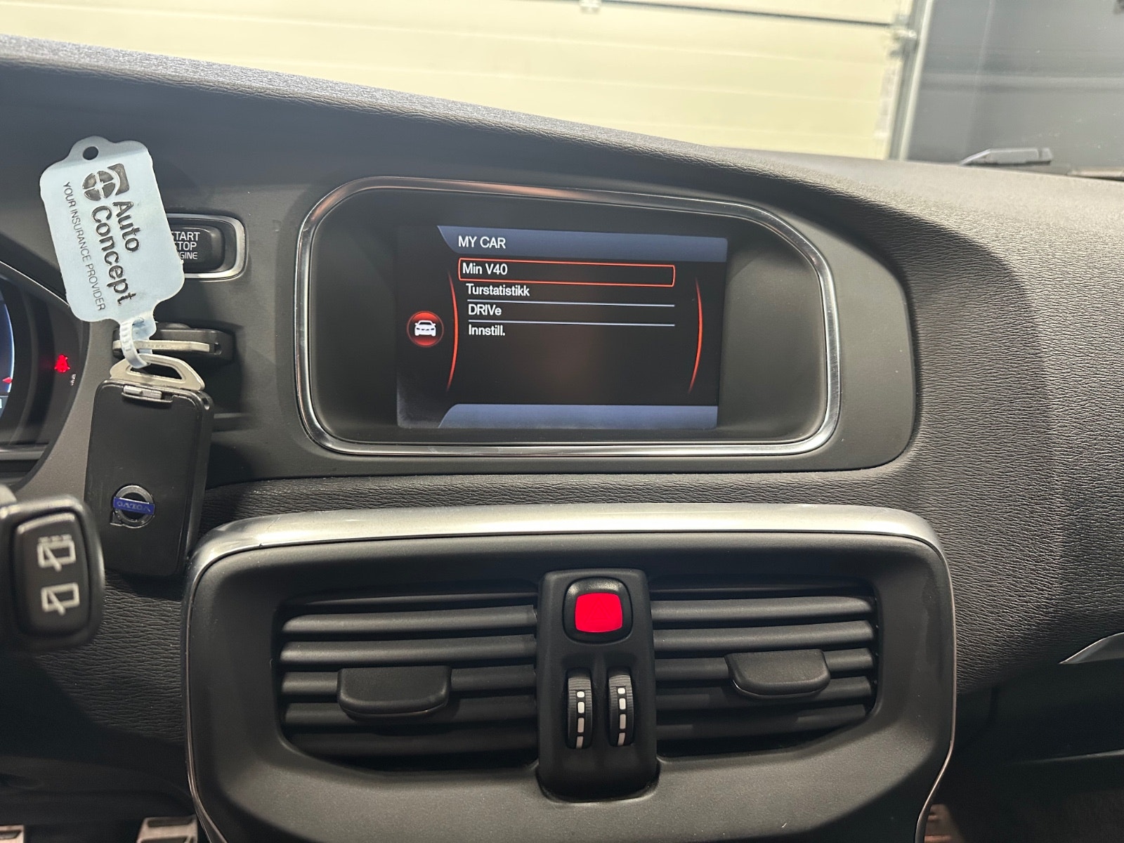 Volvo V40 D2 Manual, 6-trins, 115ps, 2013