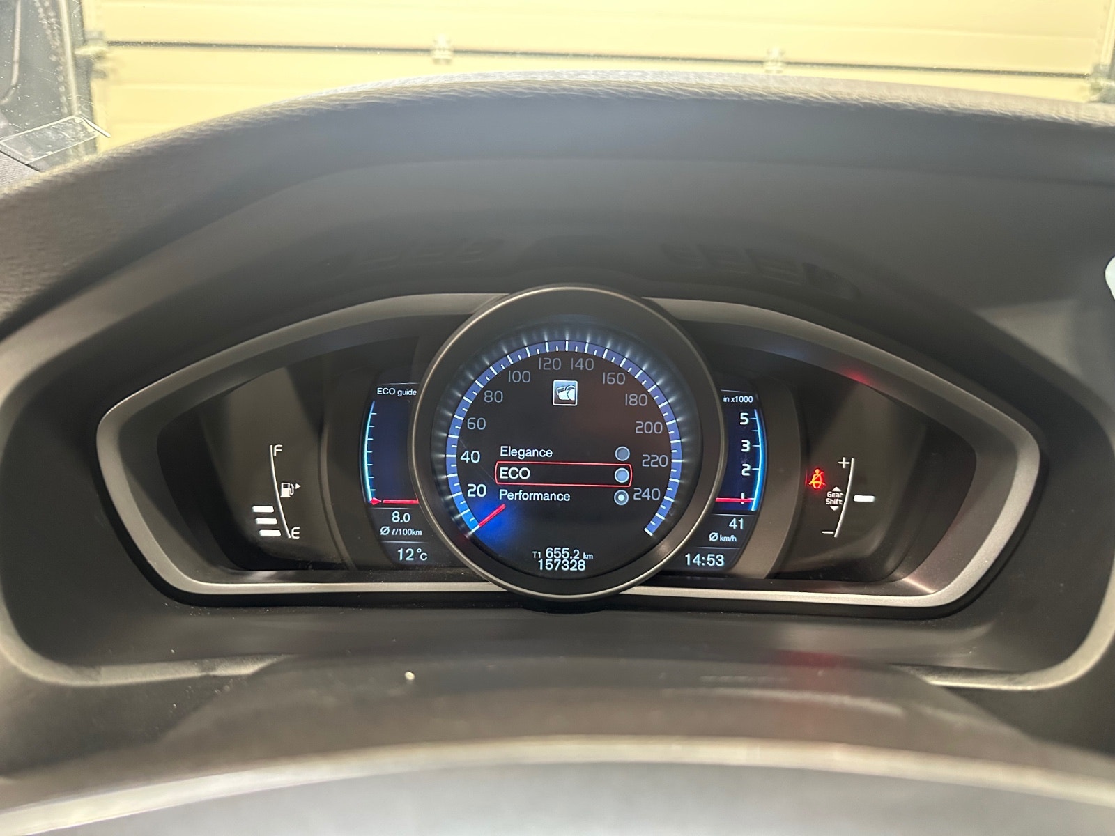 Volvo V40 D2 Manual, 6-trins, 115ps, 2013
