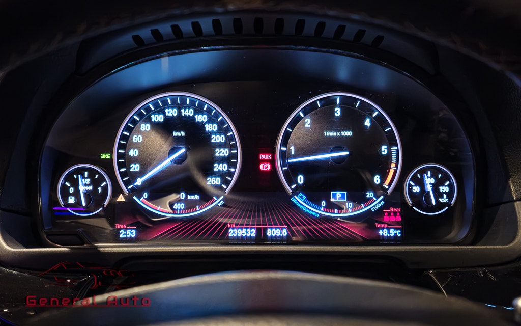 BMW 525d Sedan Steptronic, 8-trinn, 204hk, 2011