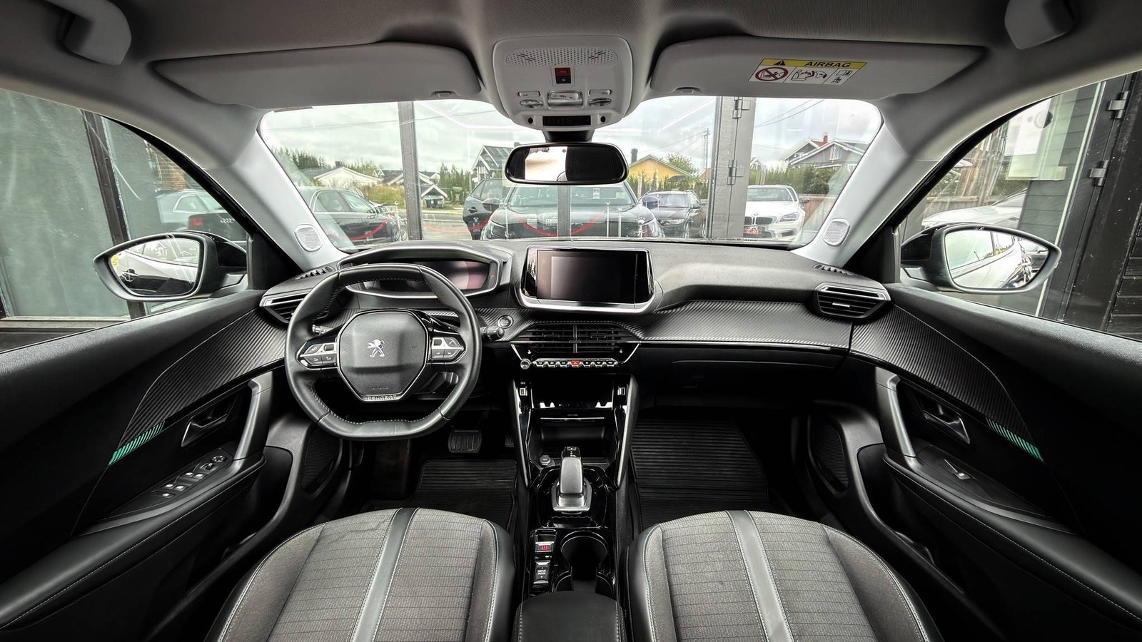 Peugeot e-2008, 136hp, 2021