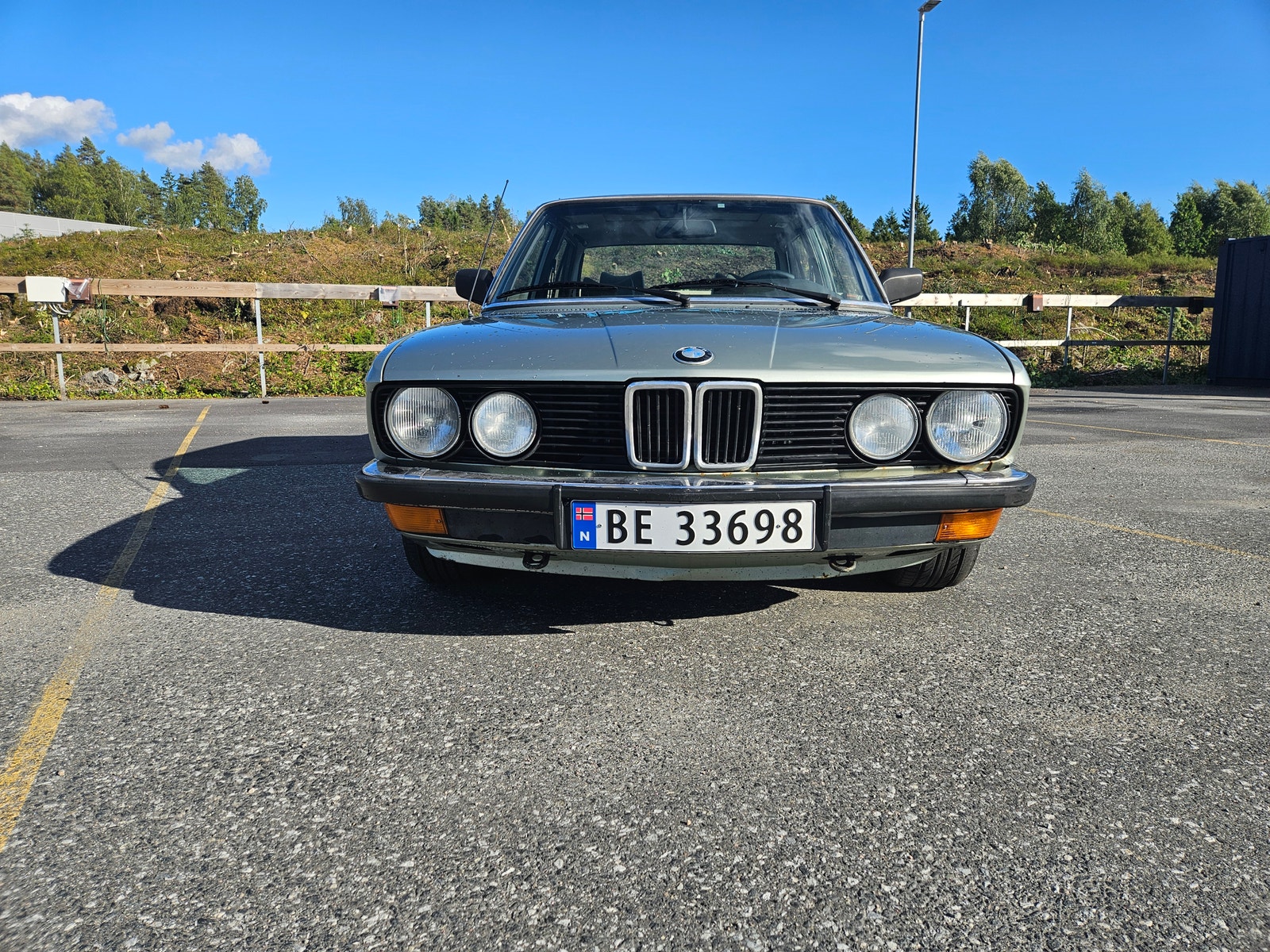BMW 528i Manual, 5-trins, 184ps, 1983
