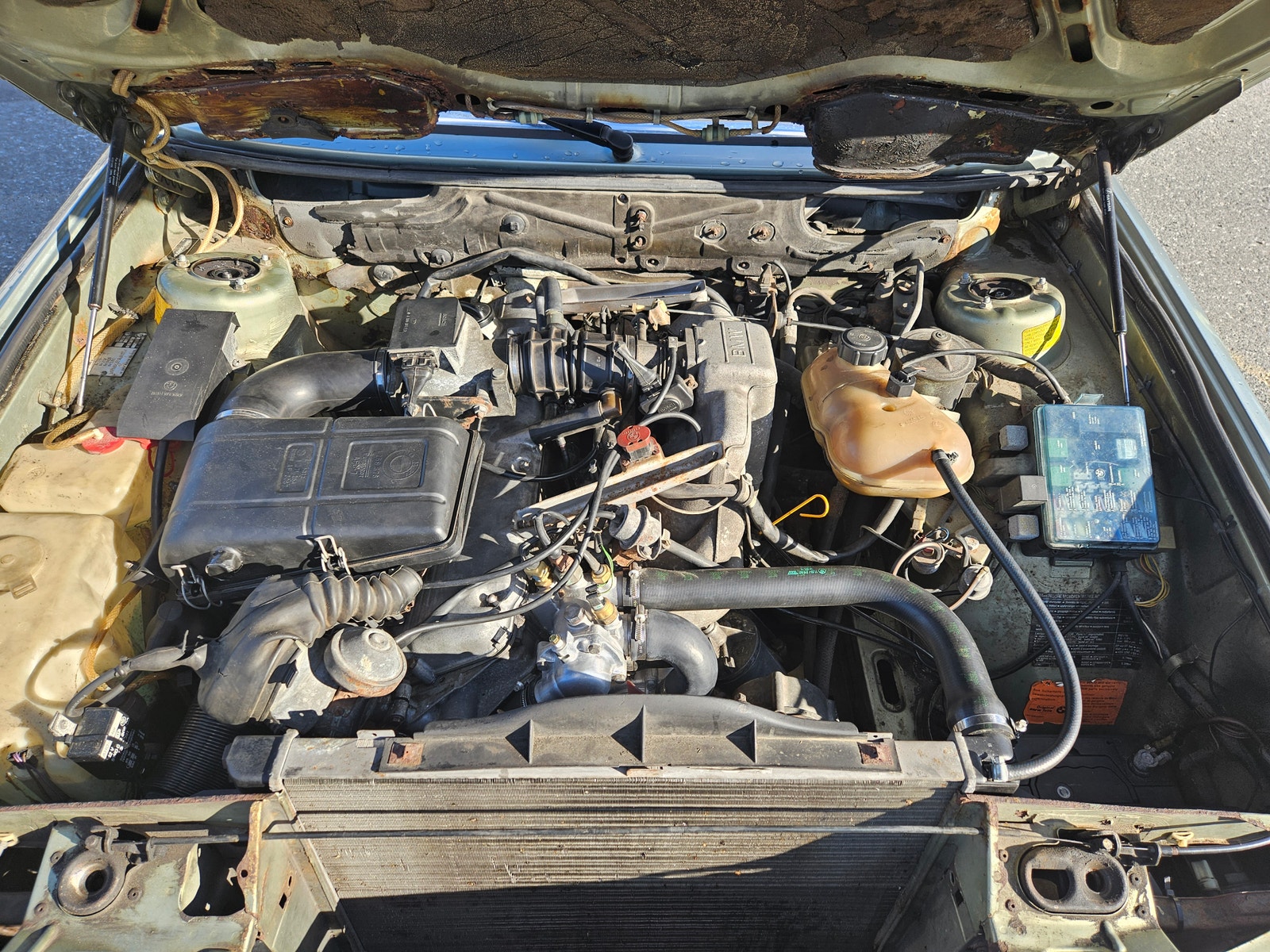 BMW 528i Manual, 5-trins, 184ps, 1983
