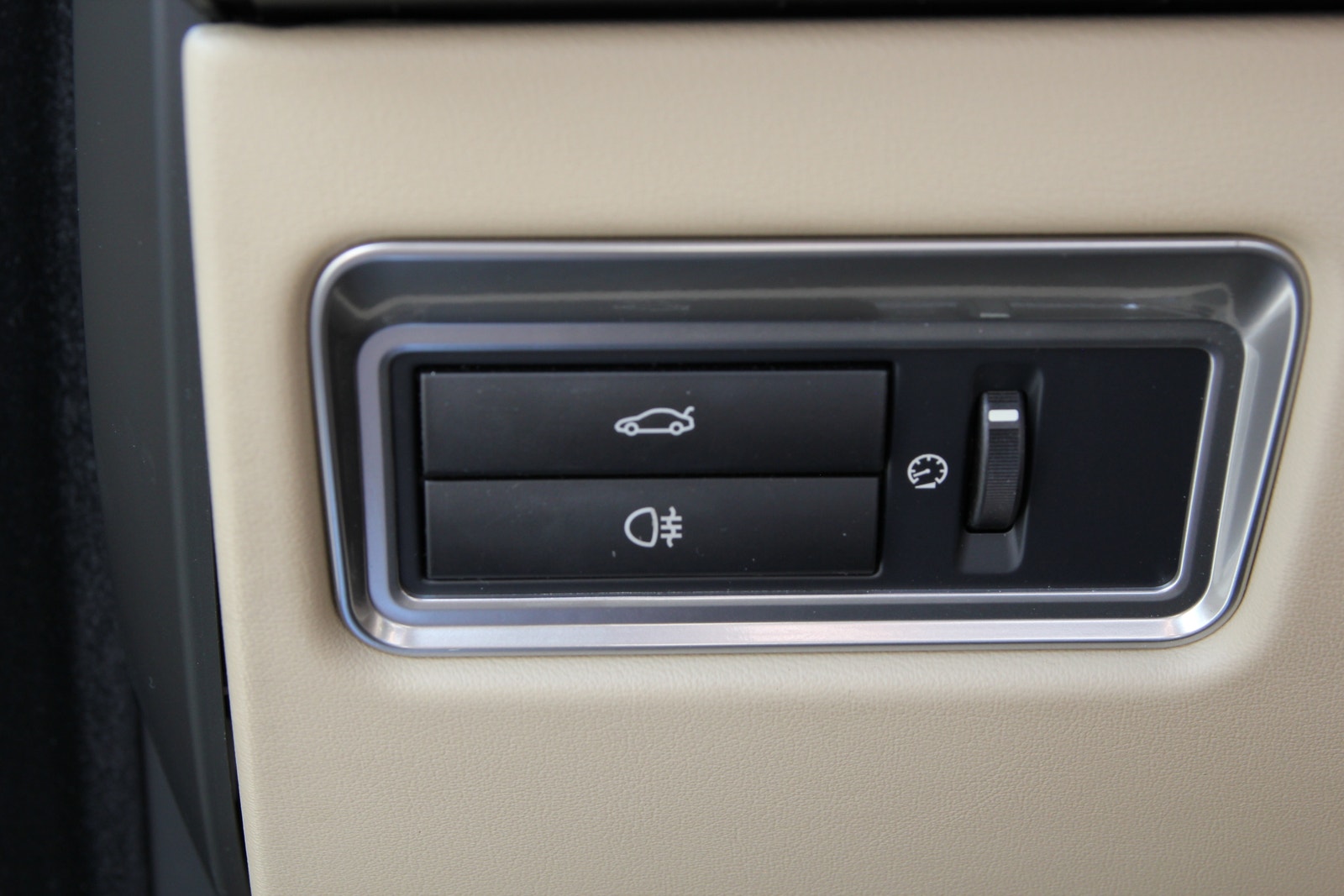 Jaguar XF 2.2 TDi4 Automatic, 8-trins, 190ps, 2012