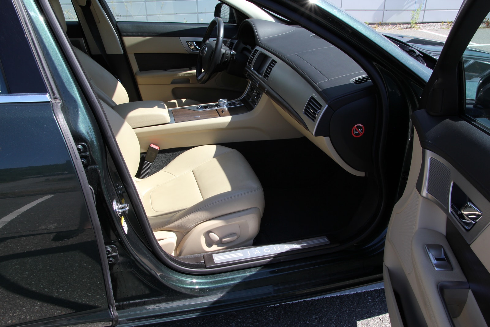 Jaguar XF 2.2 TDi4 Automatic, 8-trins, 190ps, 2012