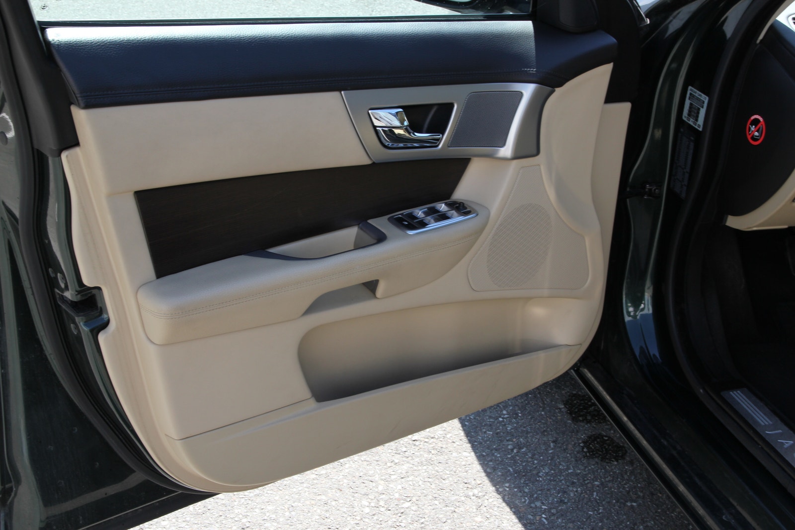 Jaguar XF 2.2 TDi4 Automatic, 8-trins, 190ps, 2012