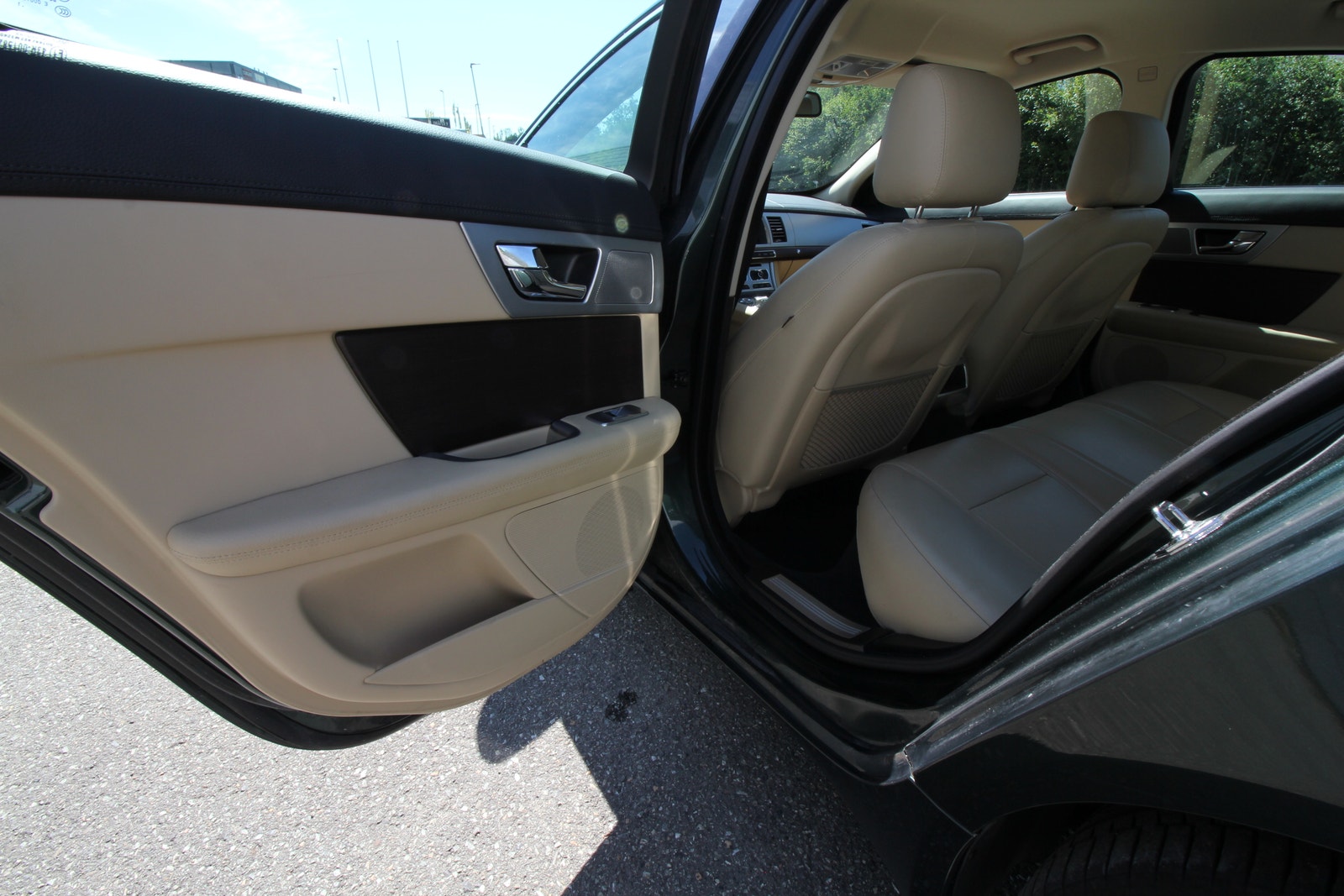 Jaguar XF 2.2 TDi4 Automatic, 8-trins, 190ps, 2012