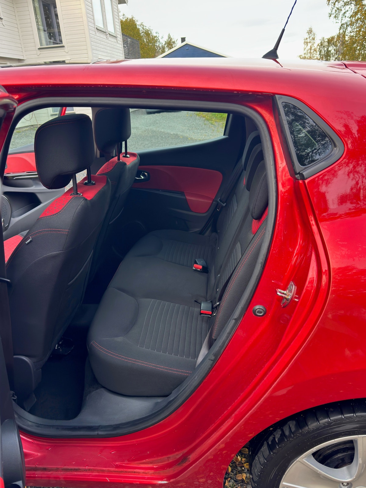 Renault Clio 1.5 dCi Manual, 5-trins, 90ps, 2013