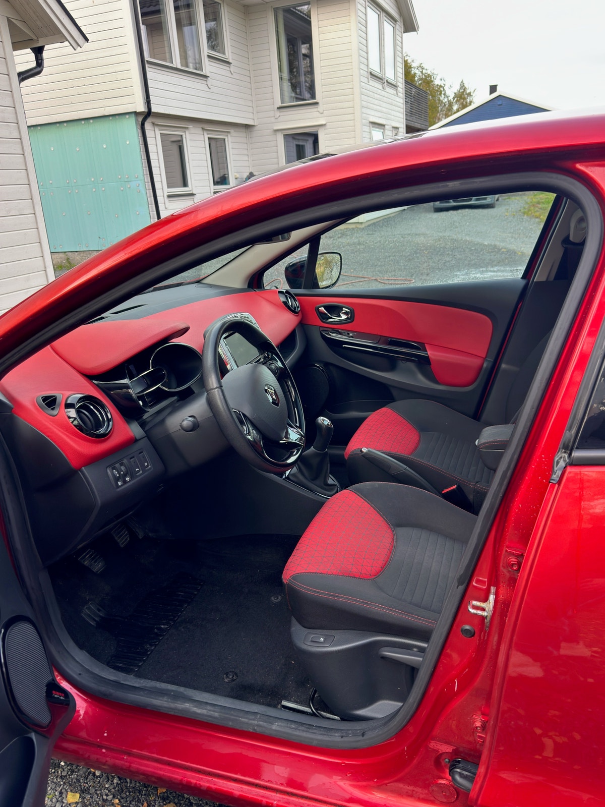 Renault Clio 1.5 dCi Manual, 5-trins, 90ps, 2013