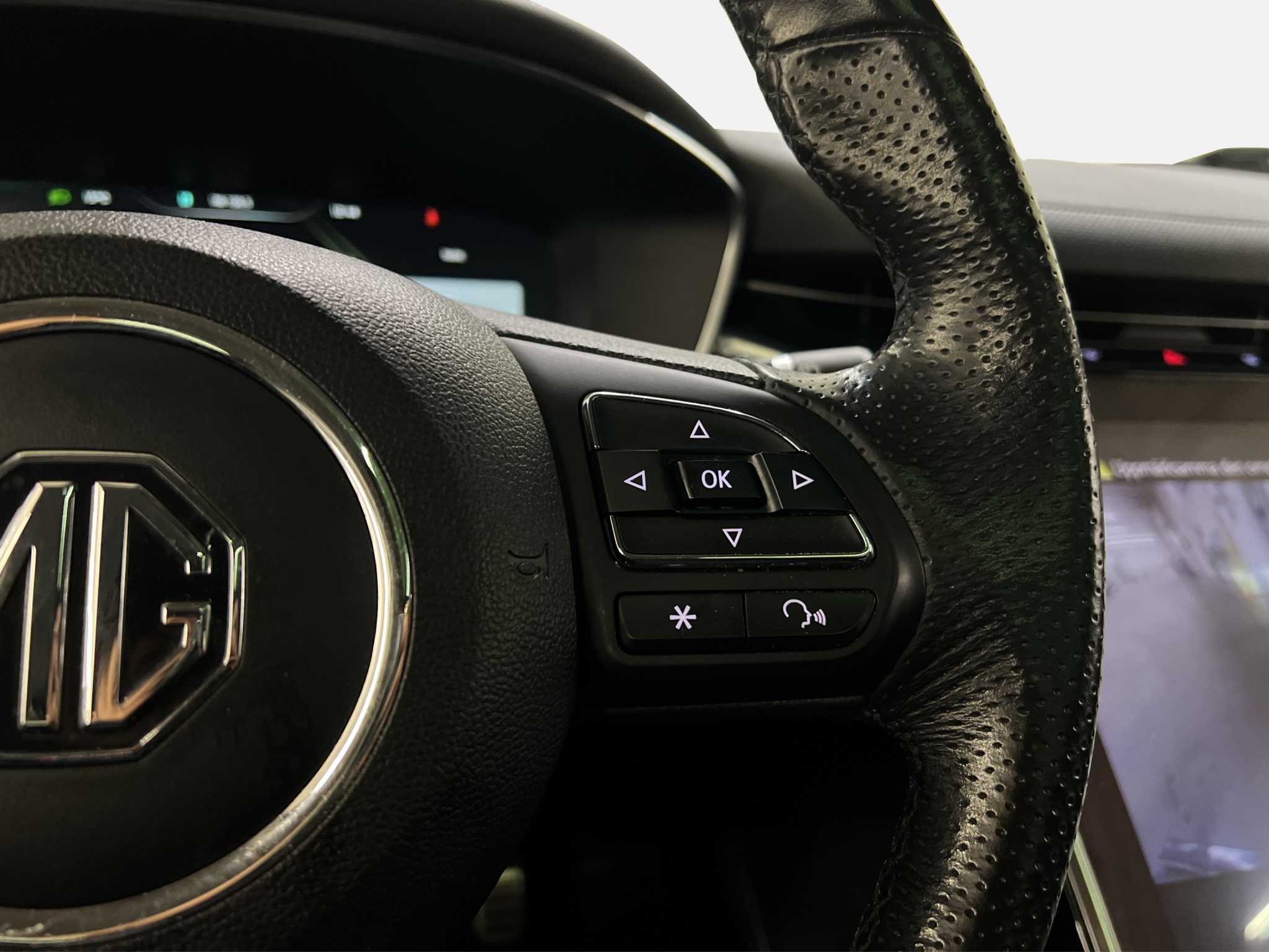 MG Marvel R Performance Automatic, 288hp, 2022