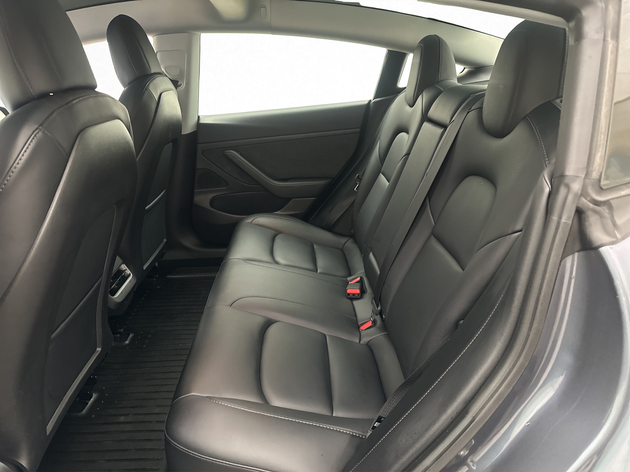 Tesla Model 3 Standard Range Plus, 325hk, 2021