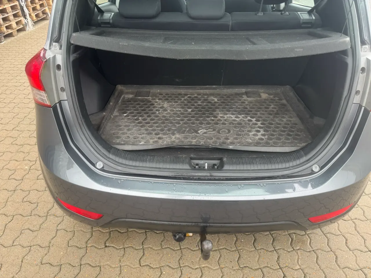 Hyundai ix20 1.4 CRDi Manual, 77hp, 2011