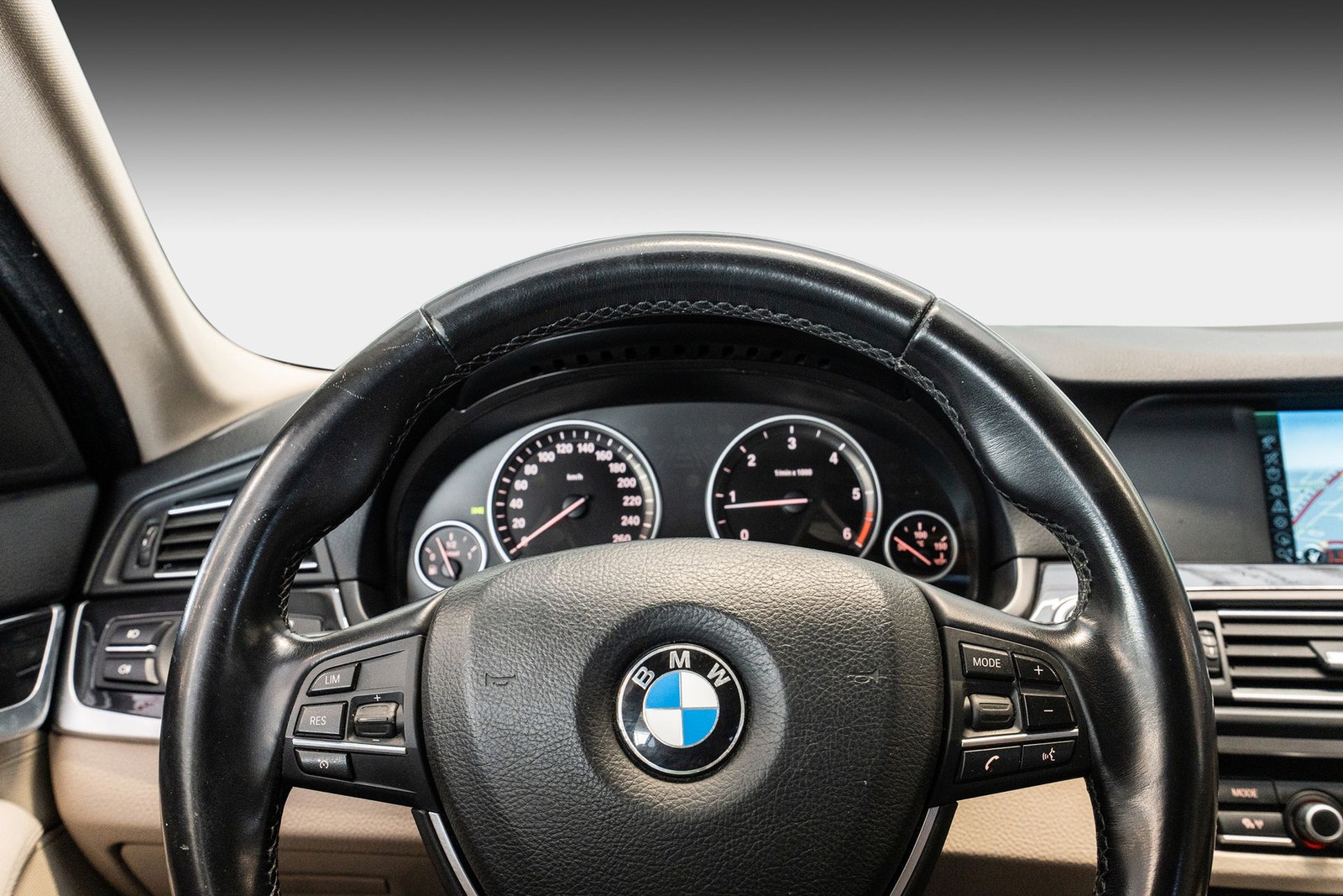 BMW 520d Touring Steptronic, 163hp, 2012