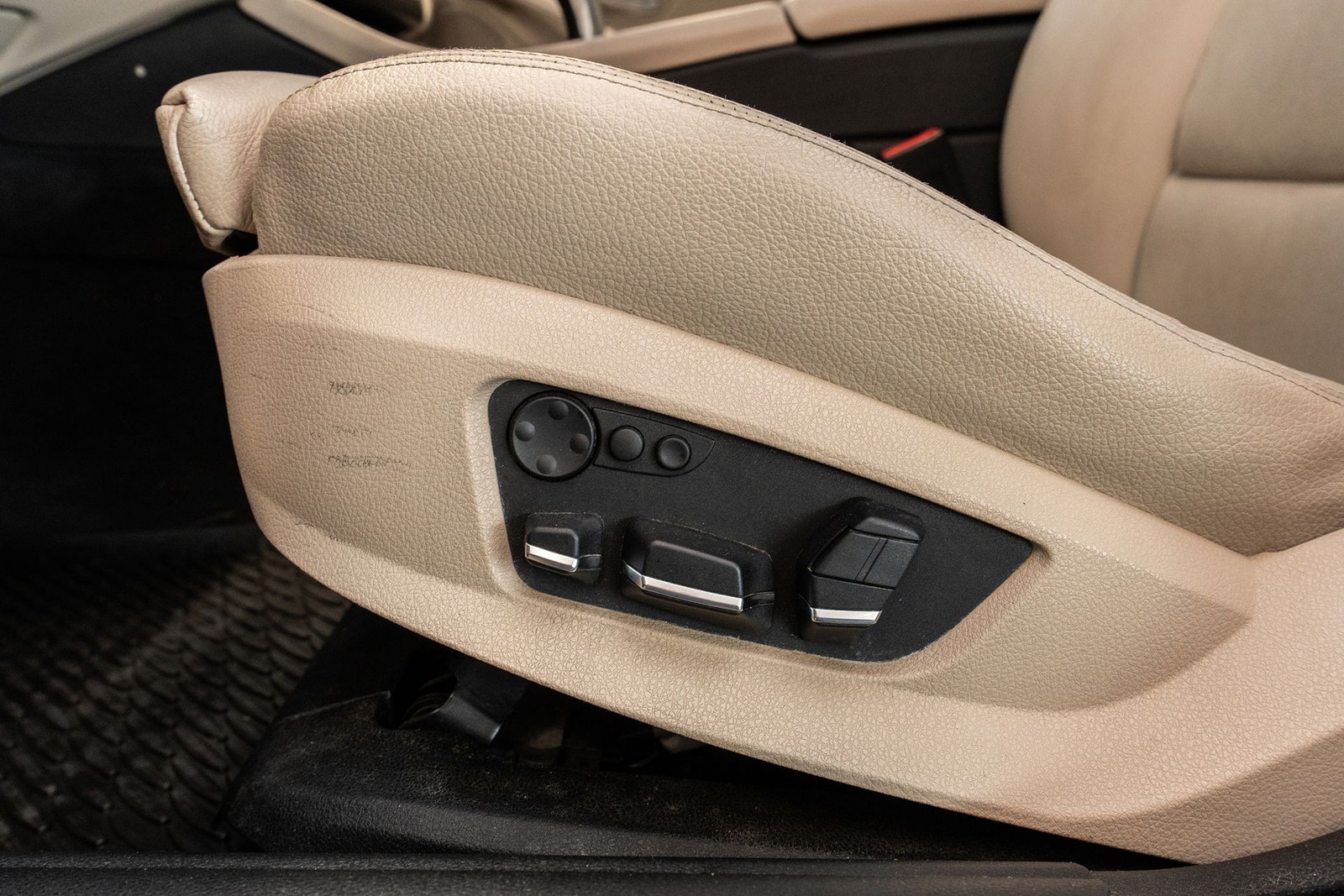 BMW 520d Touring Steptronic, 163hp, 2012